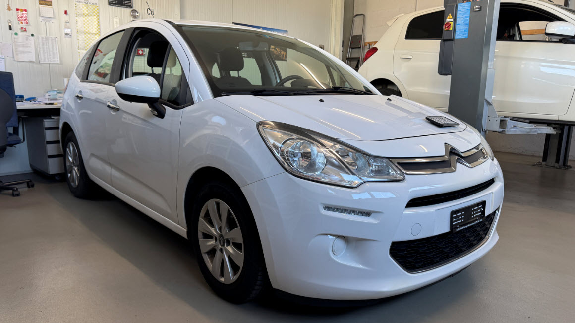 CITROEN C3 1.2i Exclusive-image-1