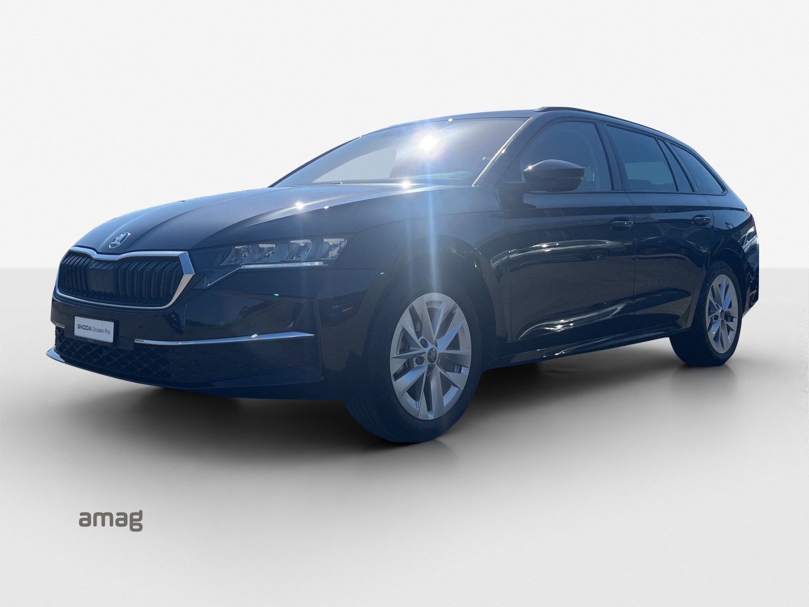 SKODA Octavia Combi 1.5 TSI mHEV DSG Dynamic