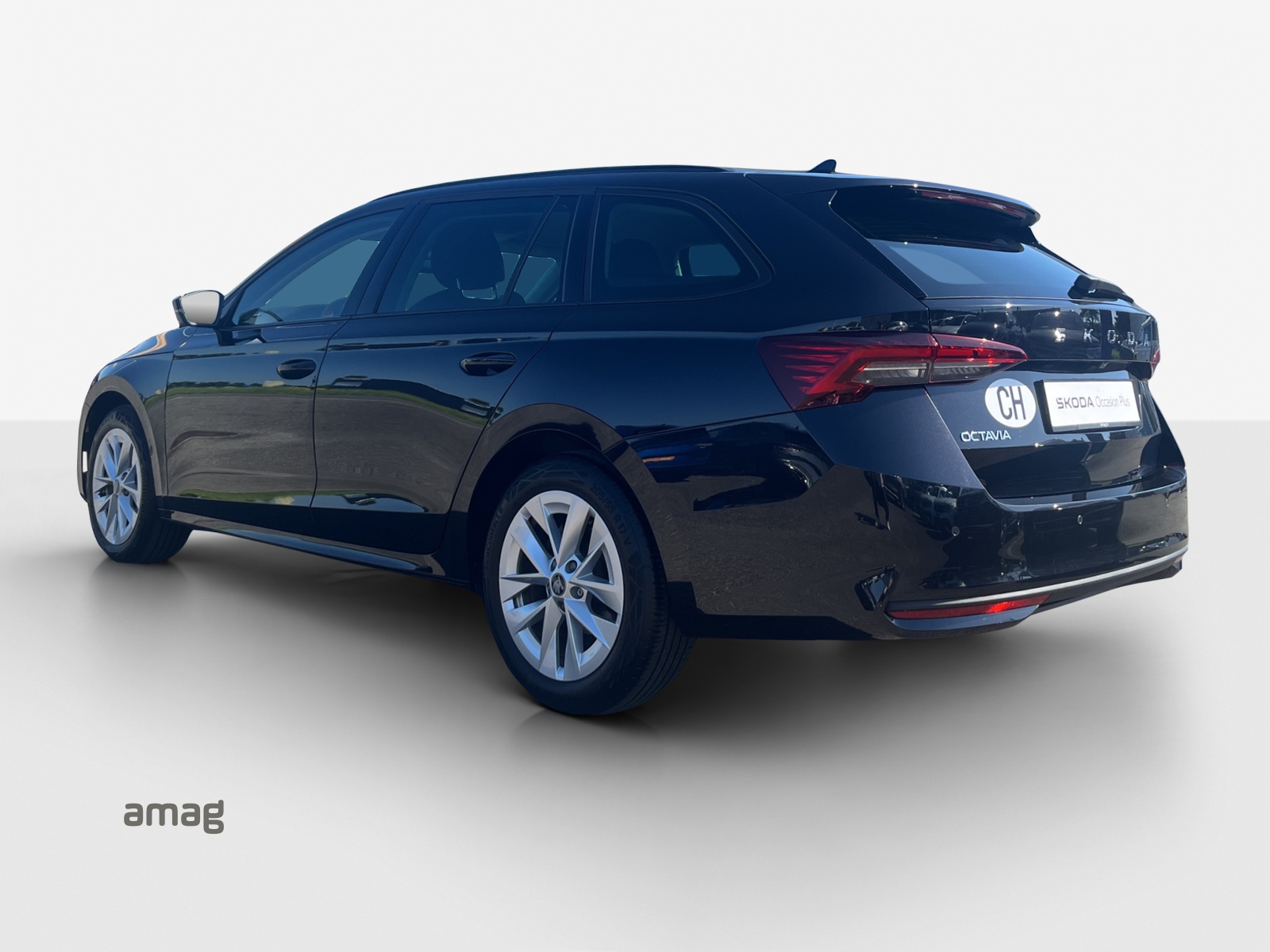 SKODA Octavia Combi 1.5 TSI mHEV DSG Dynamic-showroom-element-2