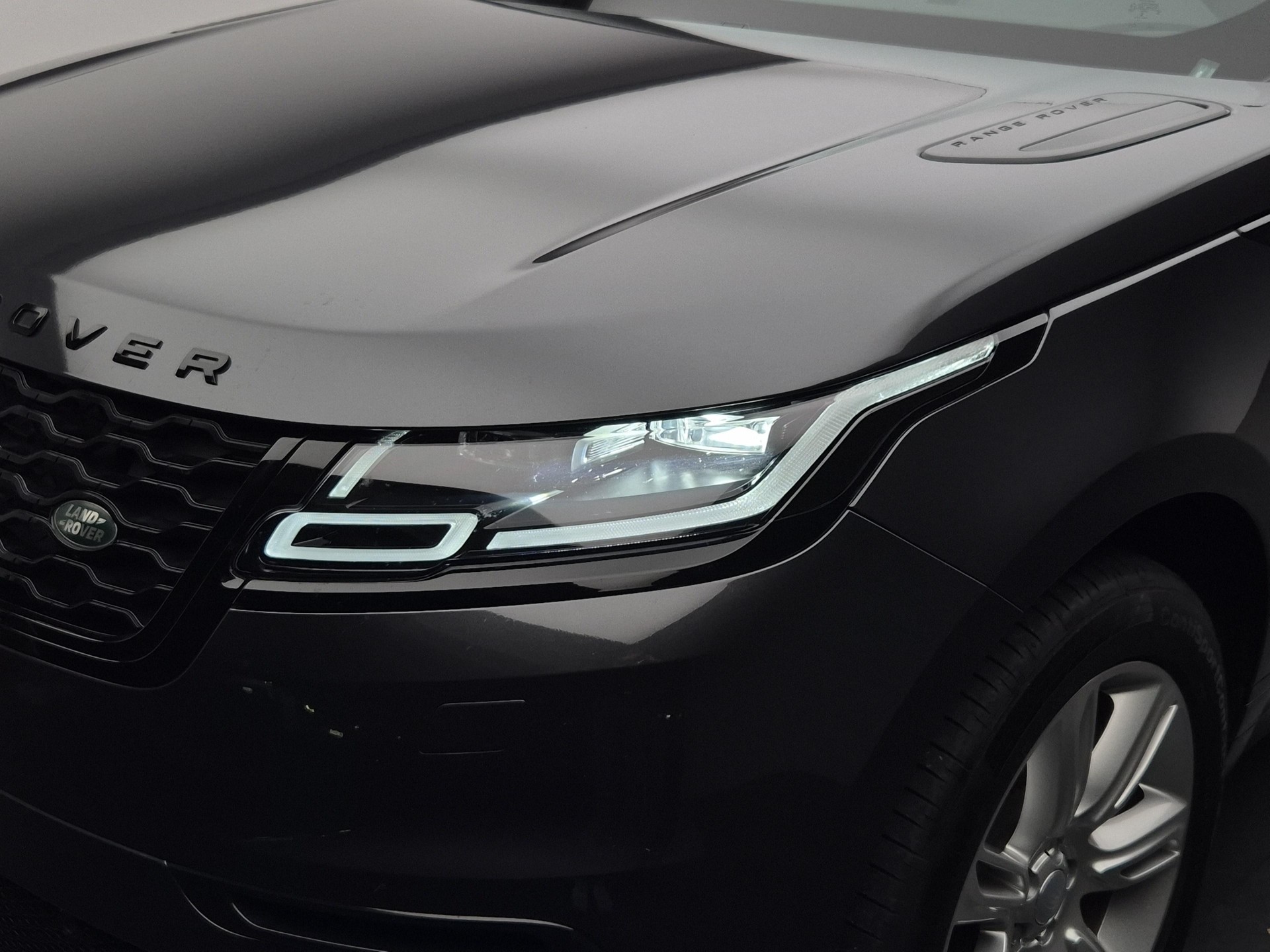 LAND ROVER Range Rover Velar 2.0 P400e R-Dynamic HSE-image-20