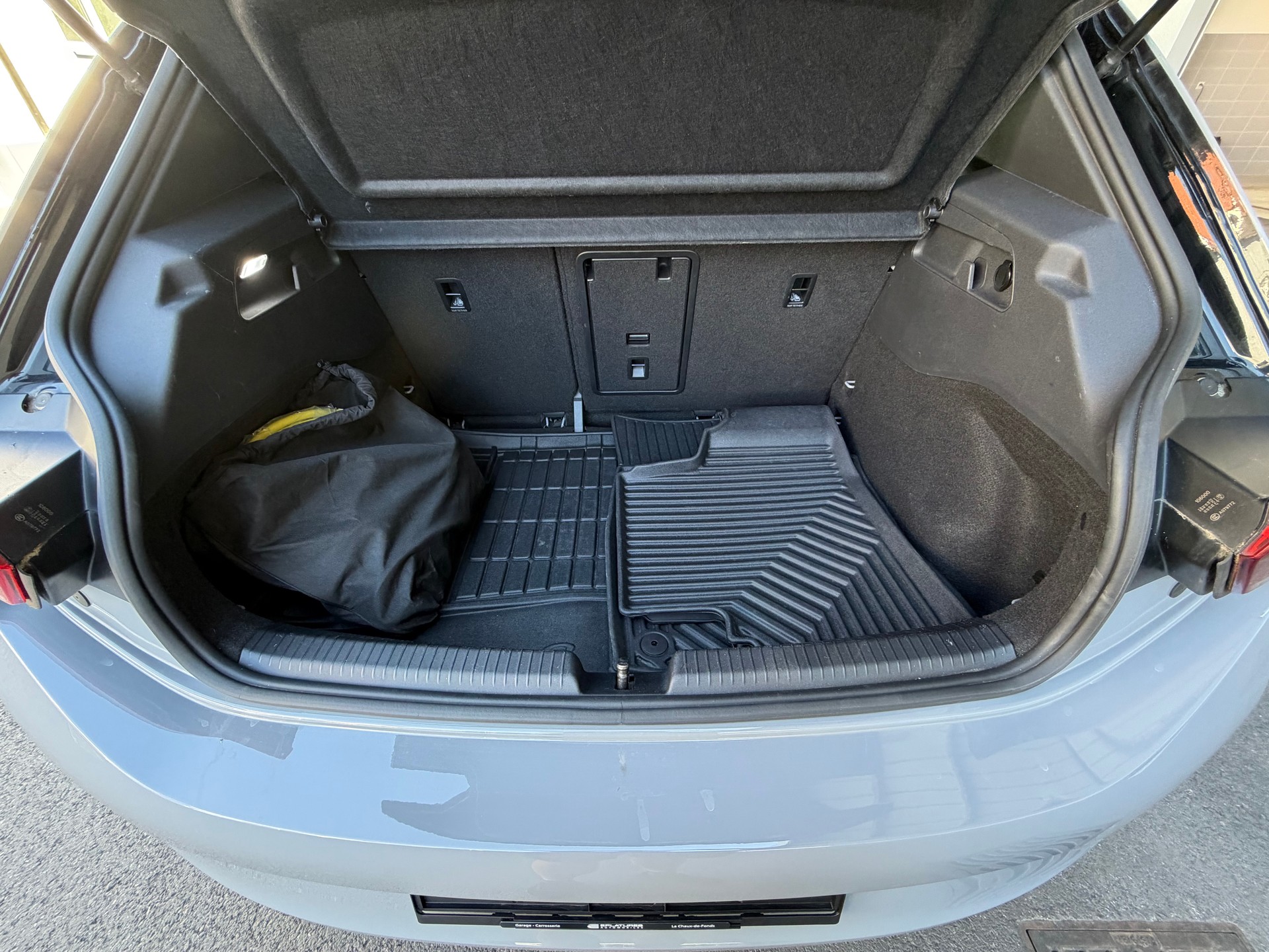 VW ID.3 Pro S 77 kWh Life Plus-image-11