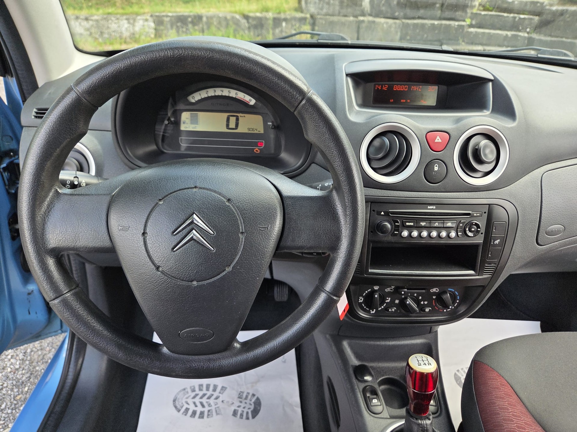 CITROEN C3 1.4i Furio-image-9