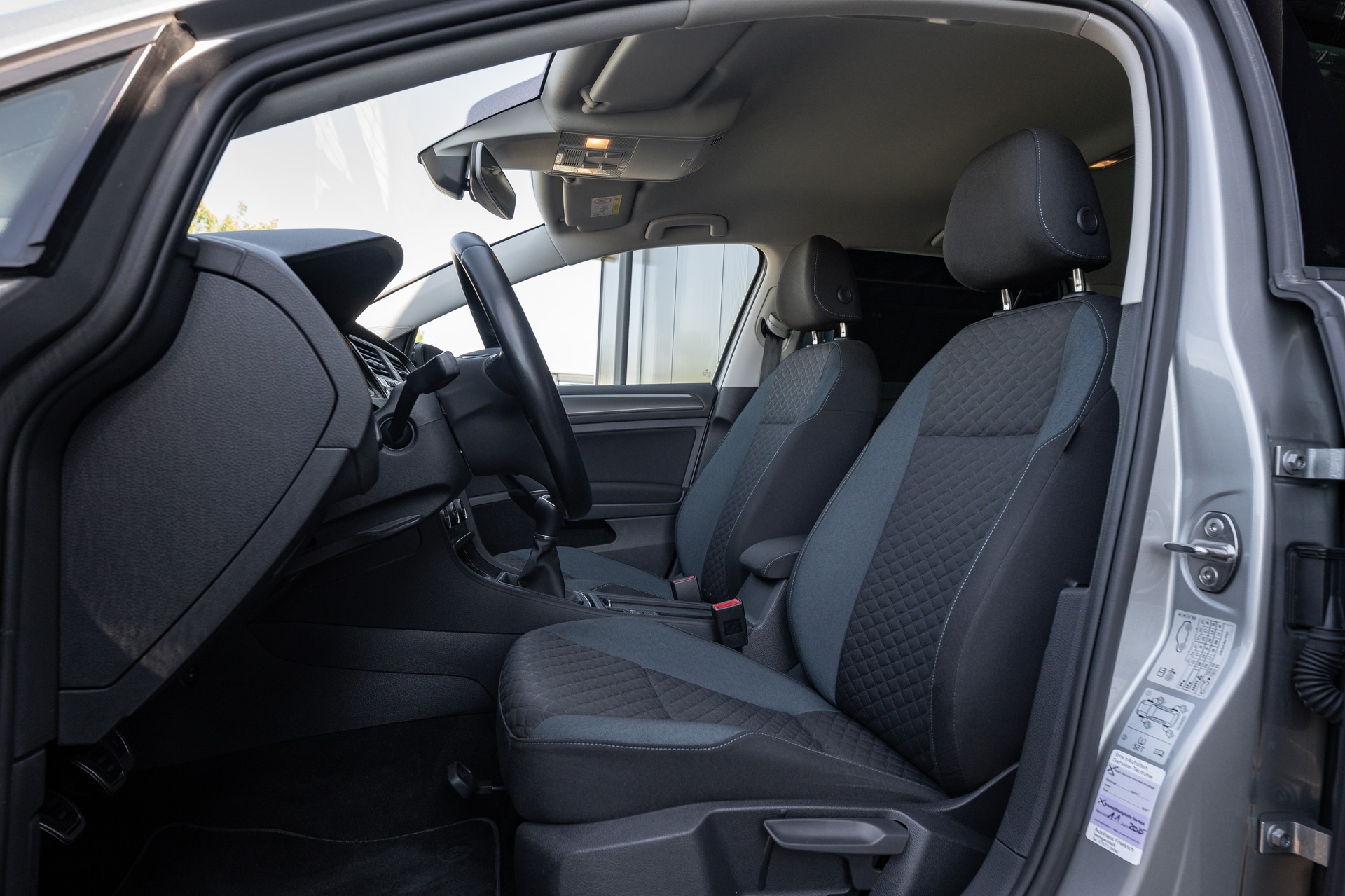 VW Golf 1.5 TSI Comfortline-image-9