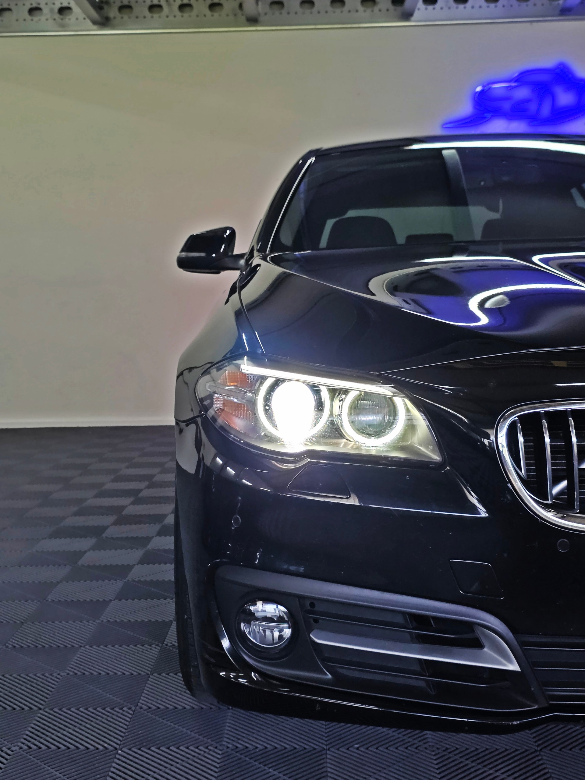 BMW 525d Touring xDrive Steptronic-image-2