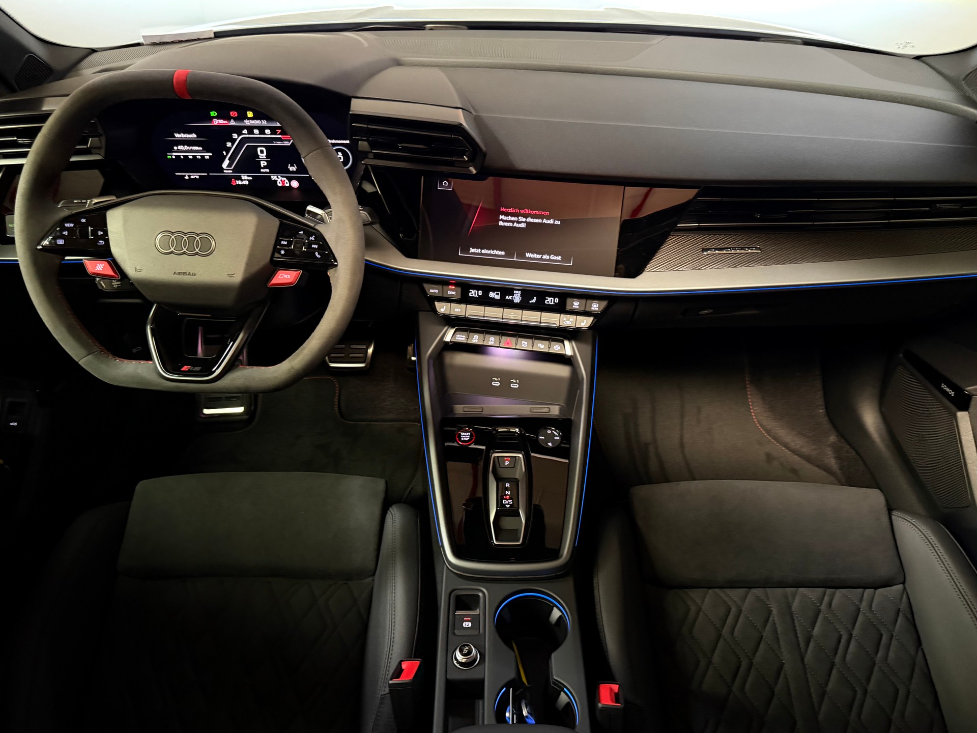 AUDI RS3 Sportback 2.5 TSI quattro S-tronic-image-20