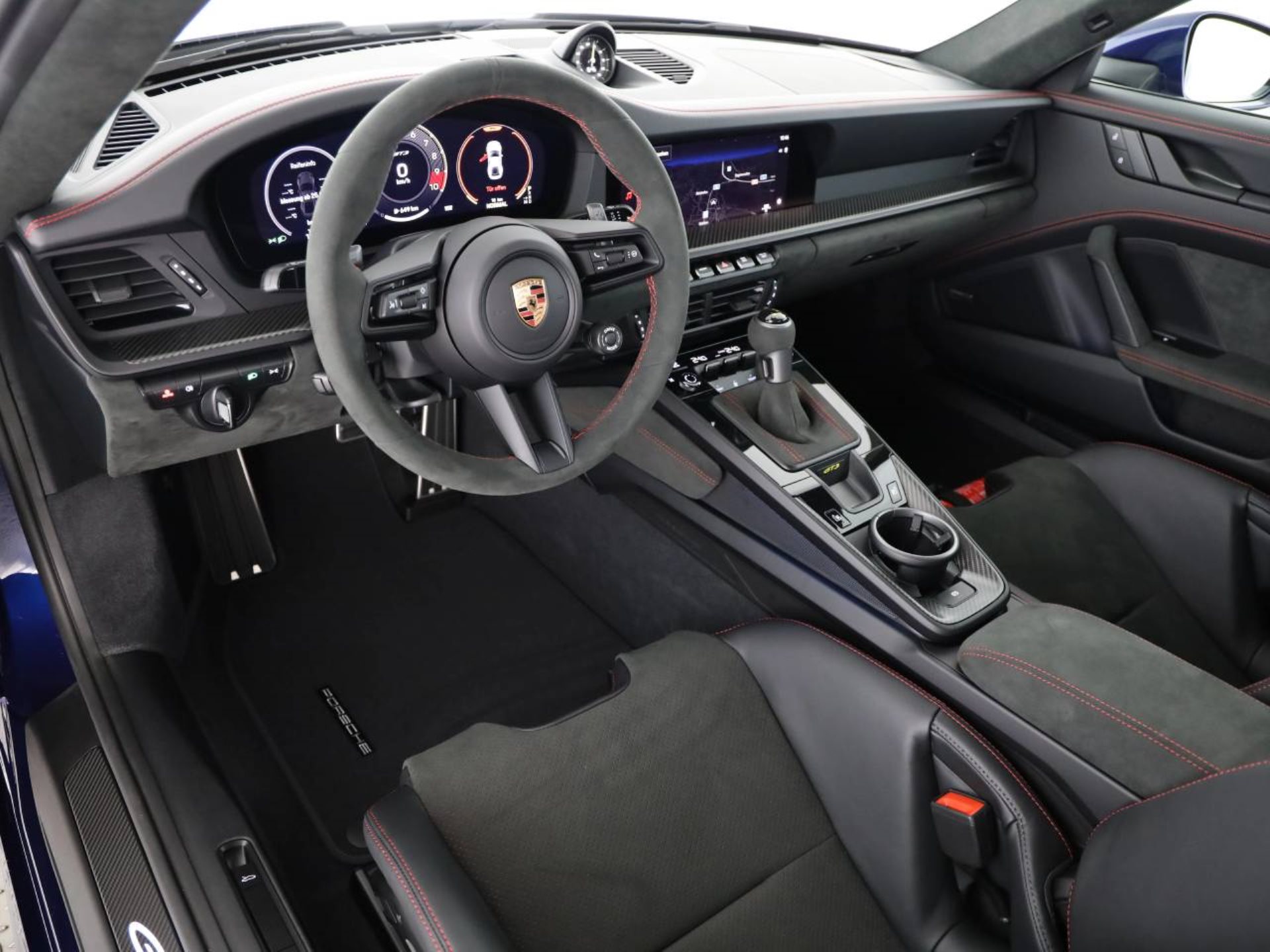 PORSCHE 911 GT3-image-4