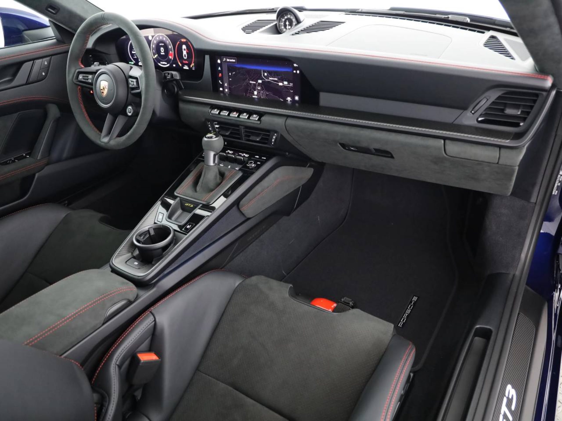 PORSCHE 911 GT3-image-9