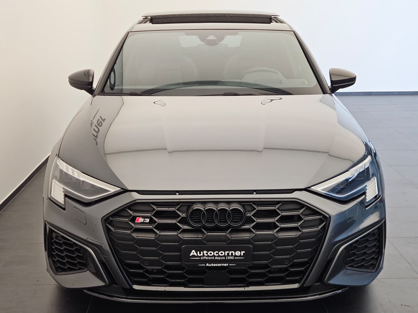 AUDI S3 Sportback 2.0 TFSI quattro S-tronic-image-3