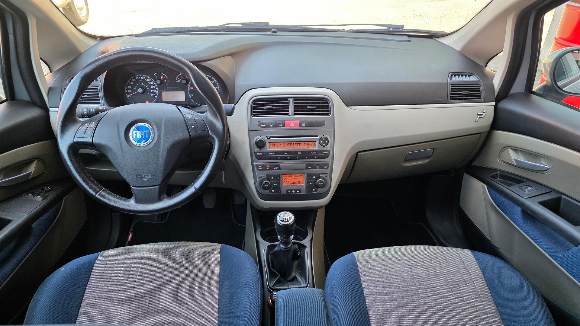 FIAT Punto 1.9 JTD Emotion-image-7