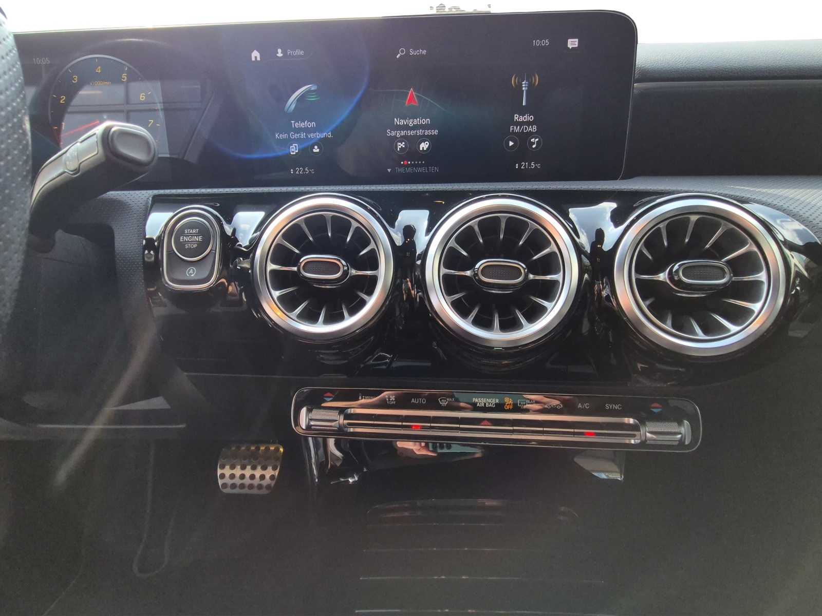 MERCEDES-BENZ A 250 AMG Line 4Matic-image-14