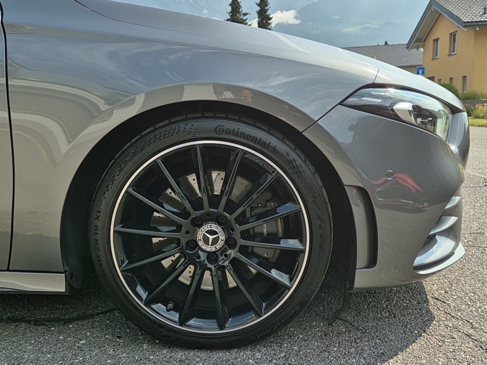 MERCEDES-BENZ A 250 AMG Line 4Matic-image-24