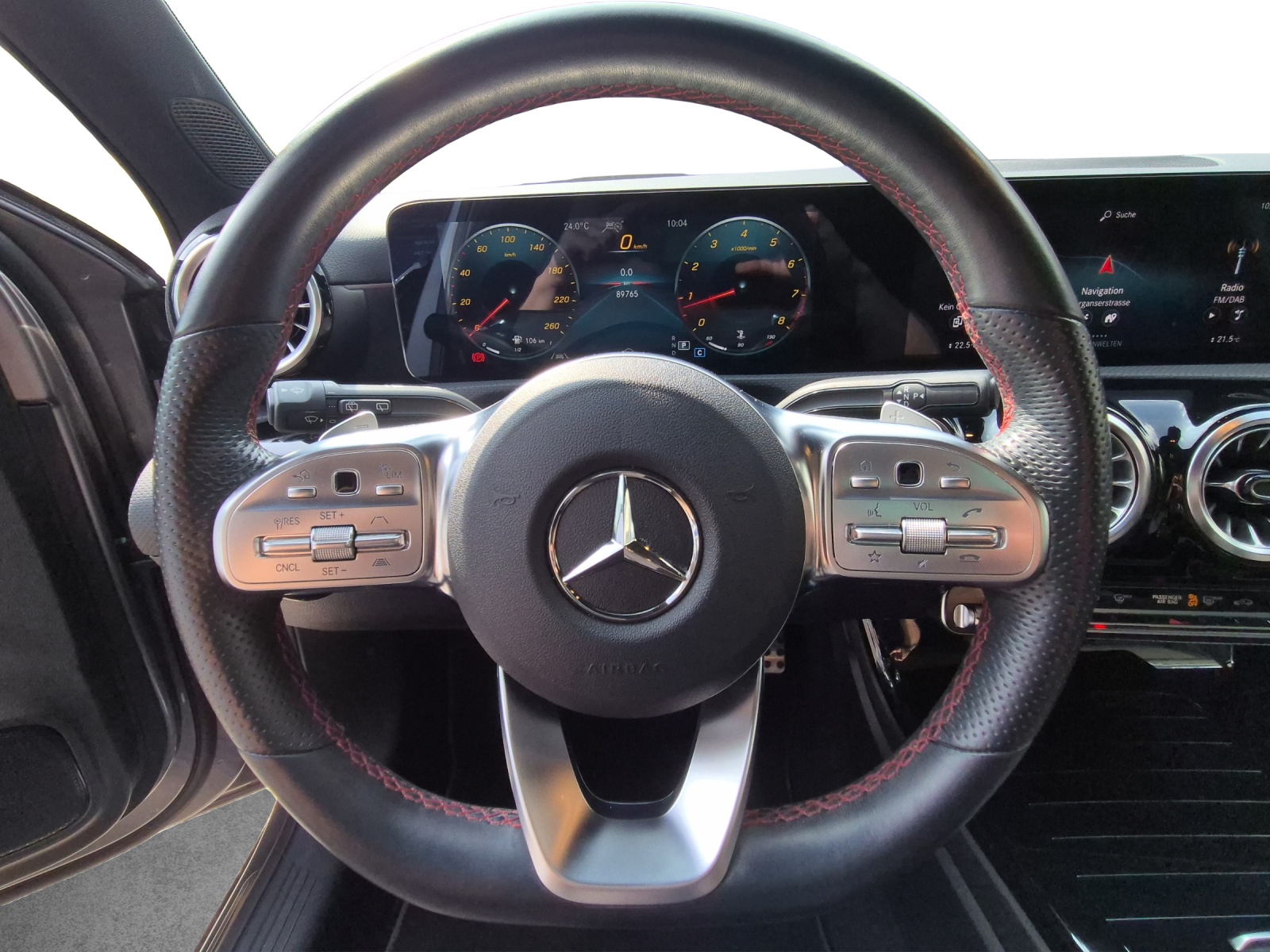 MERCEDES-BENZ A 250 AMG Line 4Matic-image-10