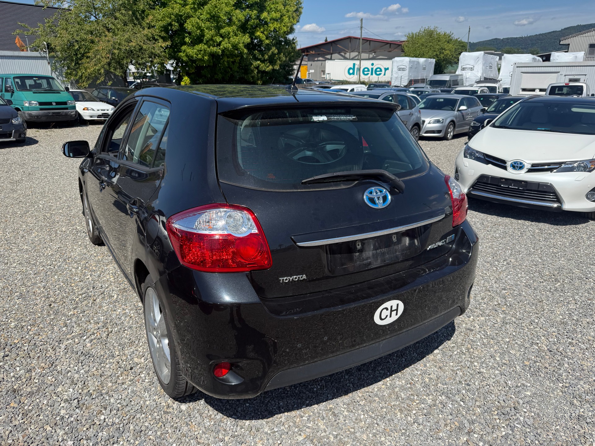TOYOTA Auris 1.8 16V HSD Linea Sol-image-2