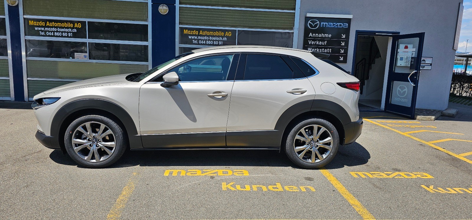 MAZDA CX-30 2.0 186 Exclusive-Line-image-3