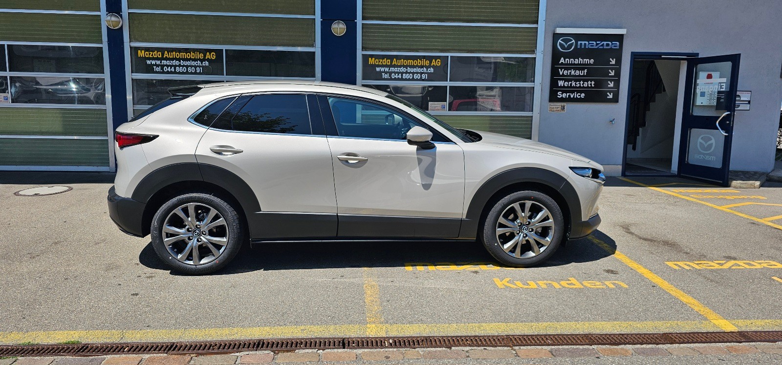 MAZDA CX-30 2.0 186 Exclusive-Line-image-2