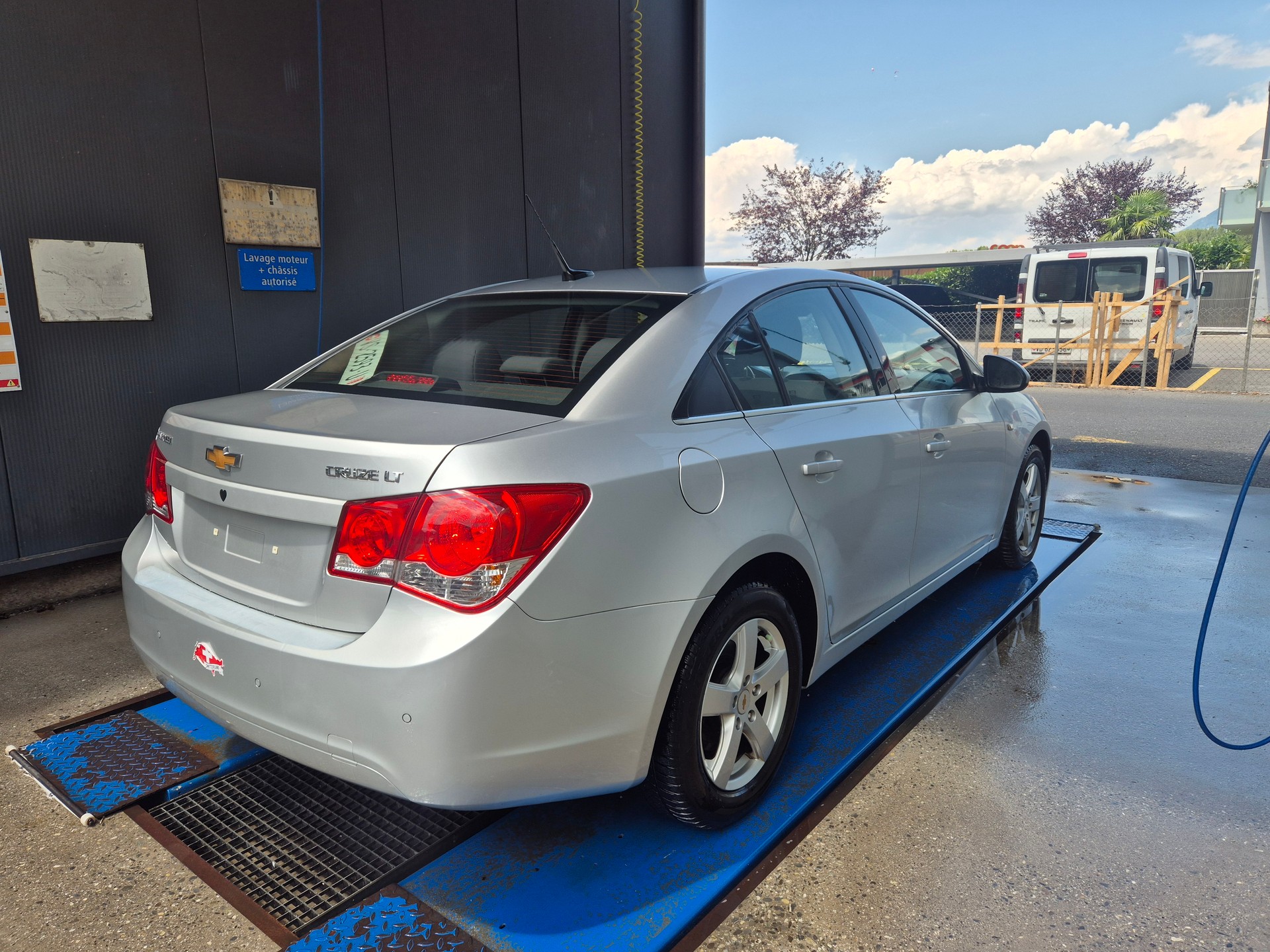 CHEVROLET 2l diesel-image-2