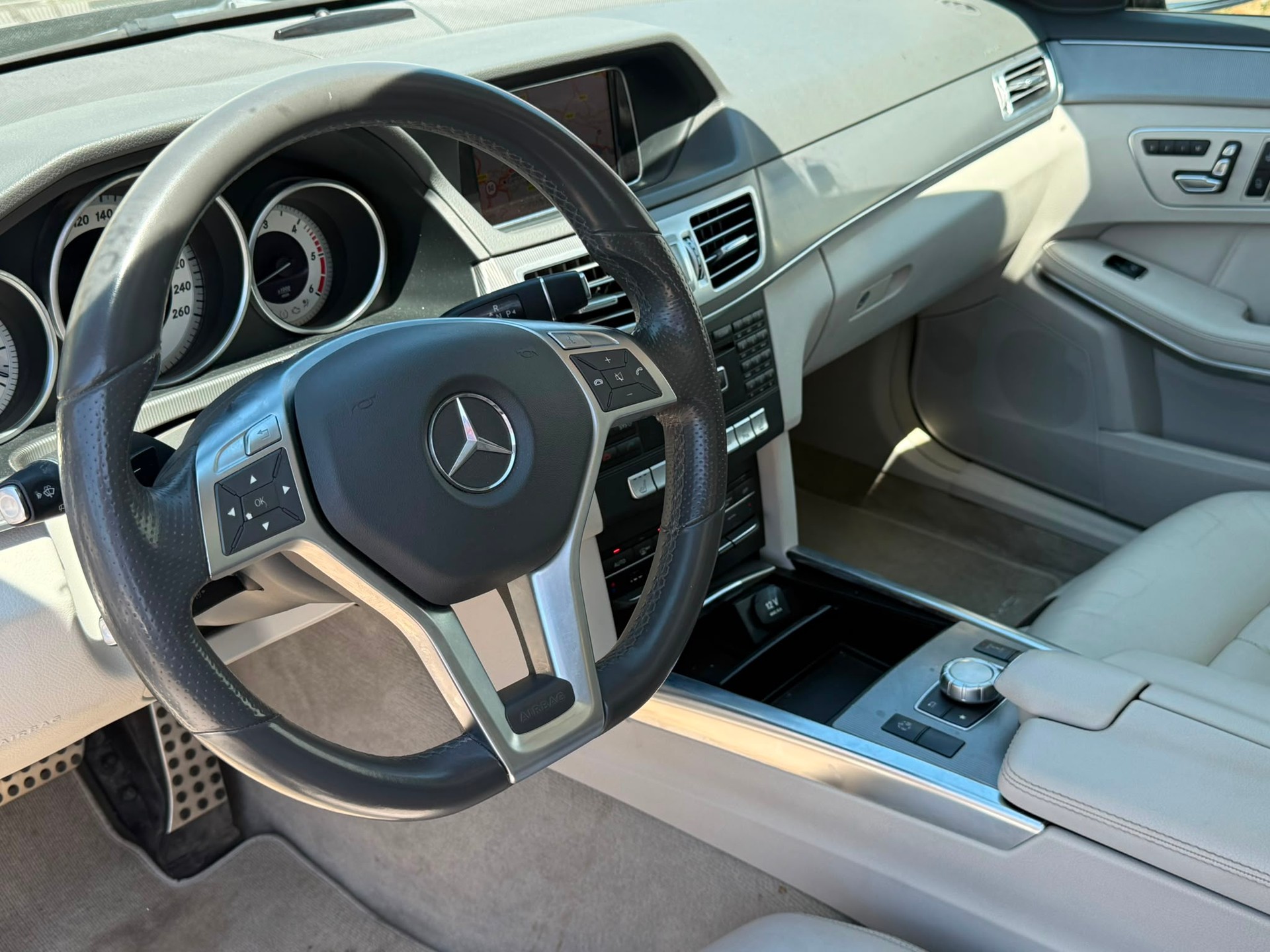 MERCEDES-BENZ E 350 BlueTEC Avantgarde 4Matic 7G-Tronic-image-10