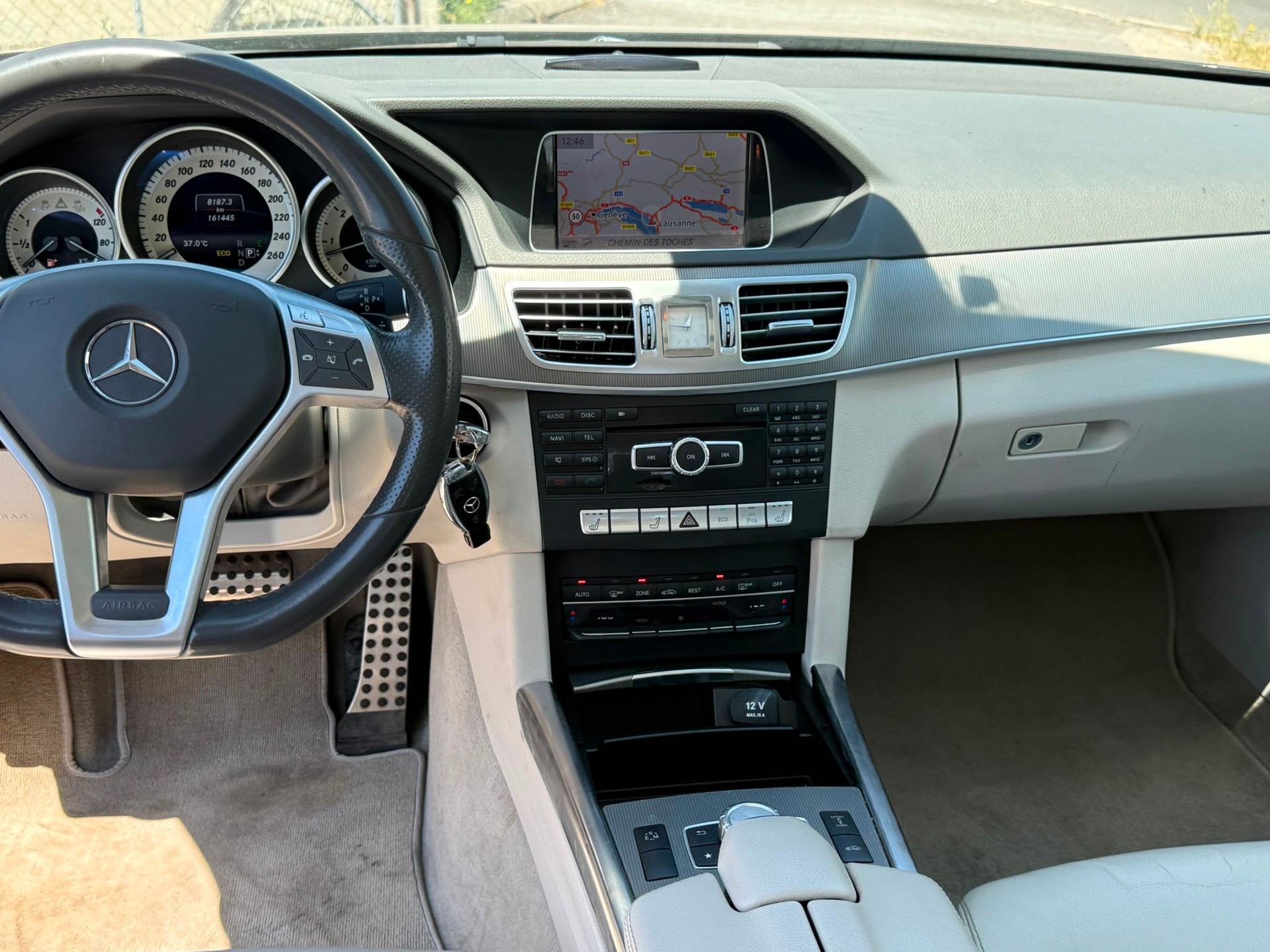 MERCEDES-BENZ E 350 BlueTEC Avantgarde 4Matic 7G-Tronic-image-7