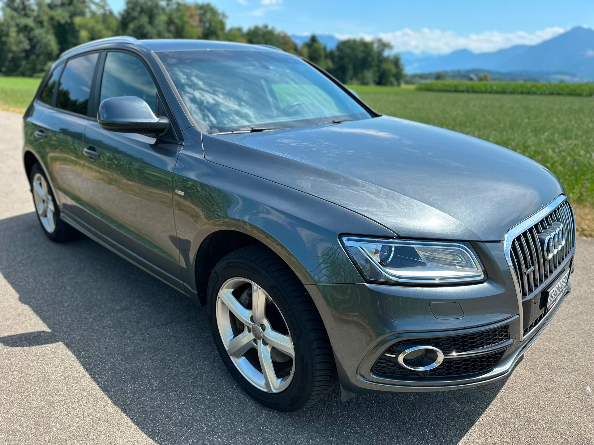 AUDI Q5 3.0 TDI S-Line quattro S-tronic-image-2