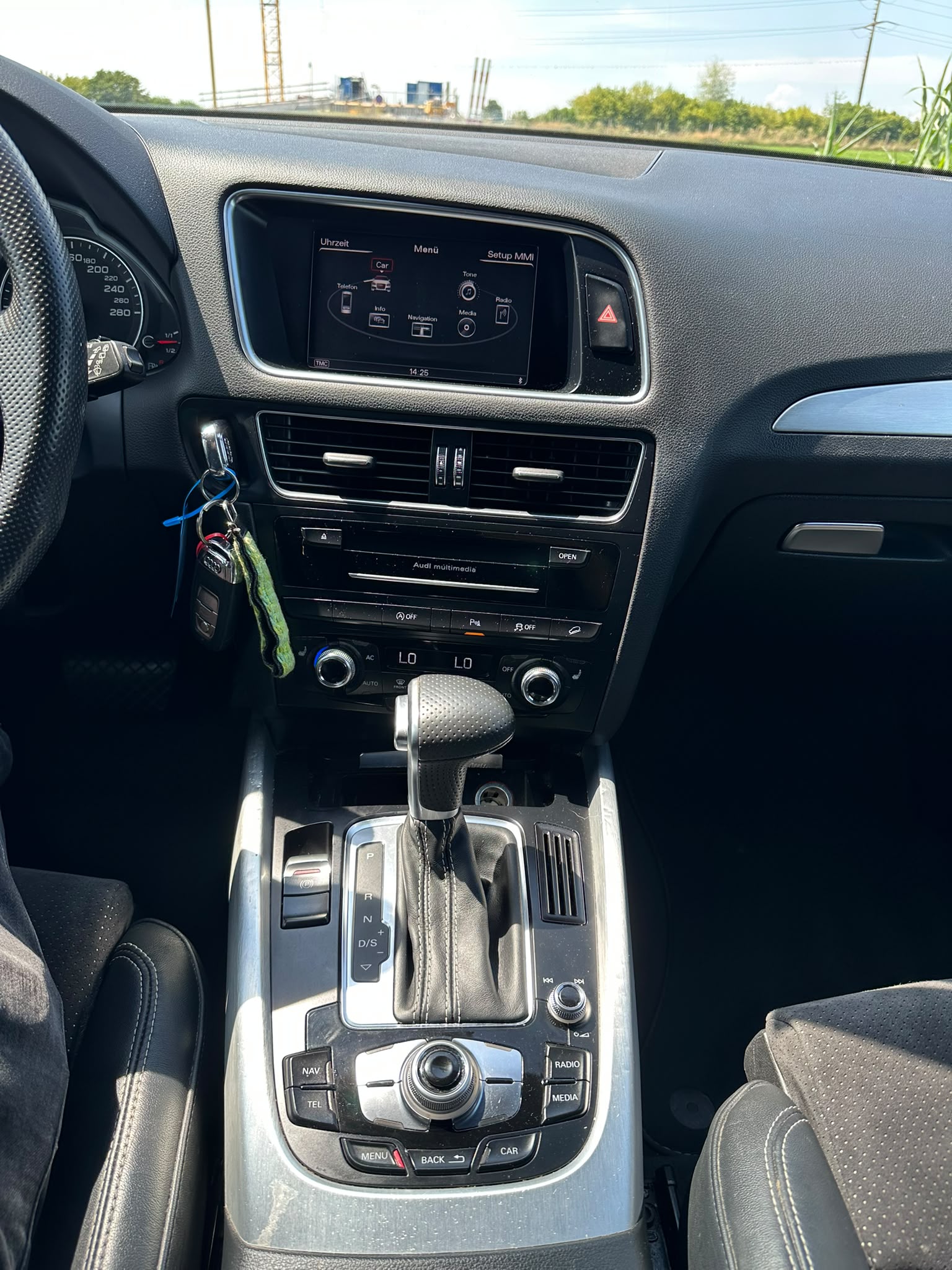 AUDI Q5 3.0 TDI S-Line quattro S-tronic-image-15
