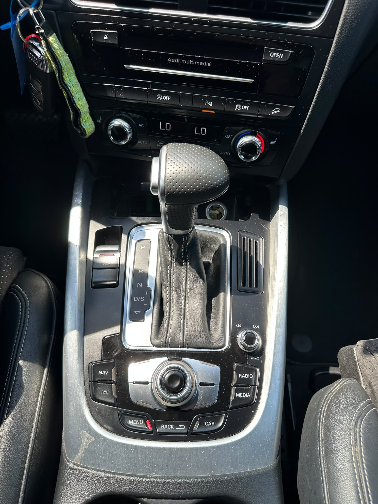 AUDI Q5 3.0 TDI S-Line quattro S-tronic-image-16