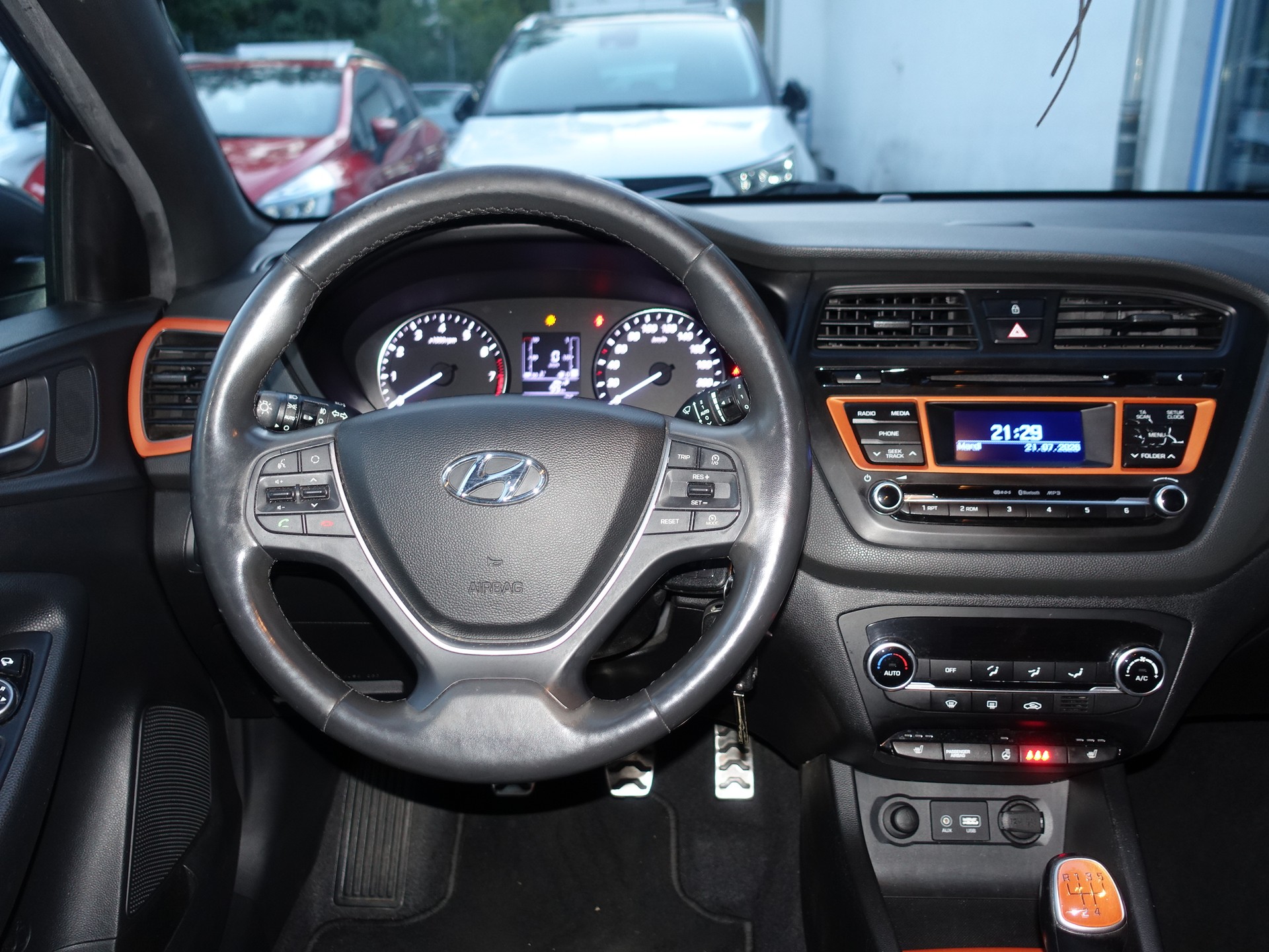 HYUNDAI i20 Active 1.0 T-GDi Origo-image-11