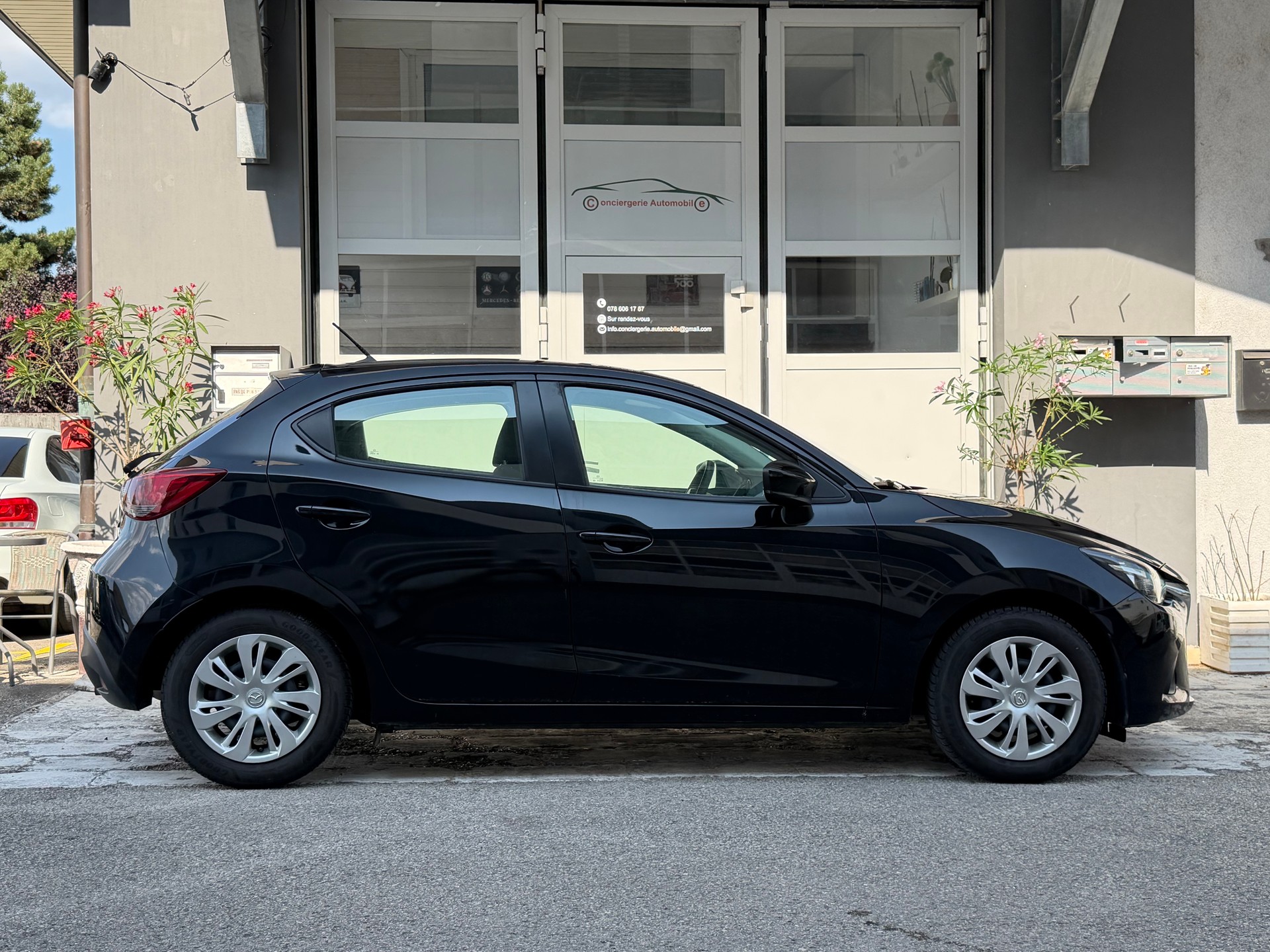 MAZDA 2 SKYACTIV-G 75 Challenge-showroom-element-2