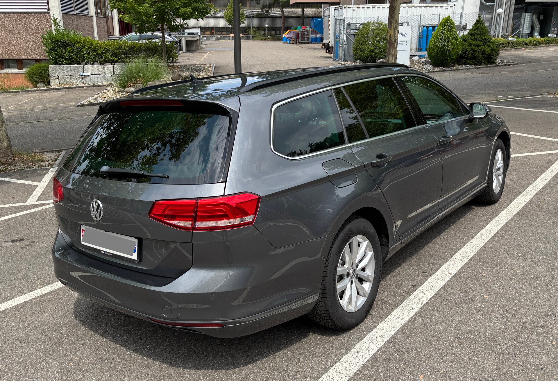 VW Passat Variant 1.8 TSI Comfortline DSG-image-2