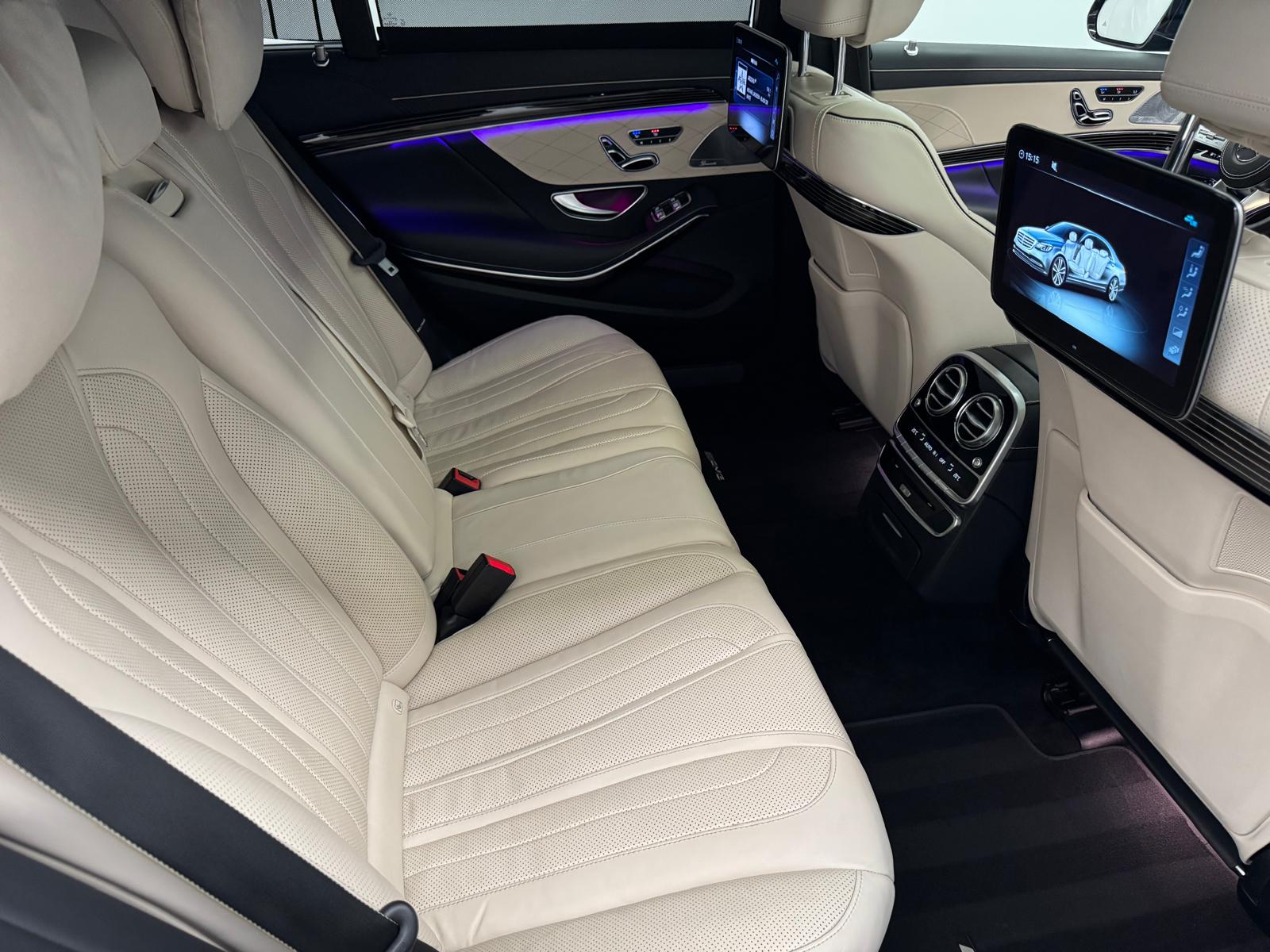 MERCEDES-BENZ V8 AMG Line 4matic lang-image-12