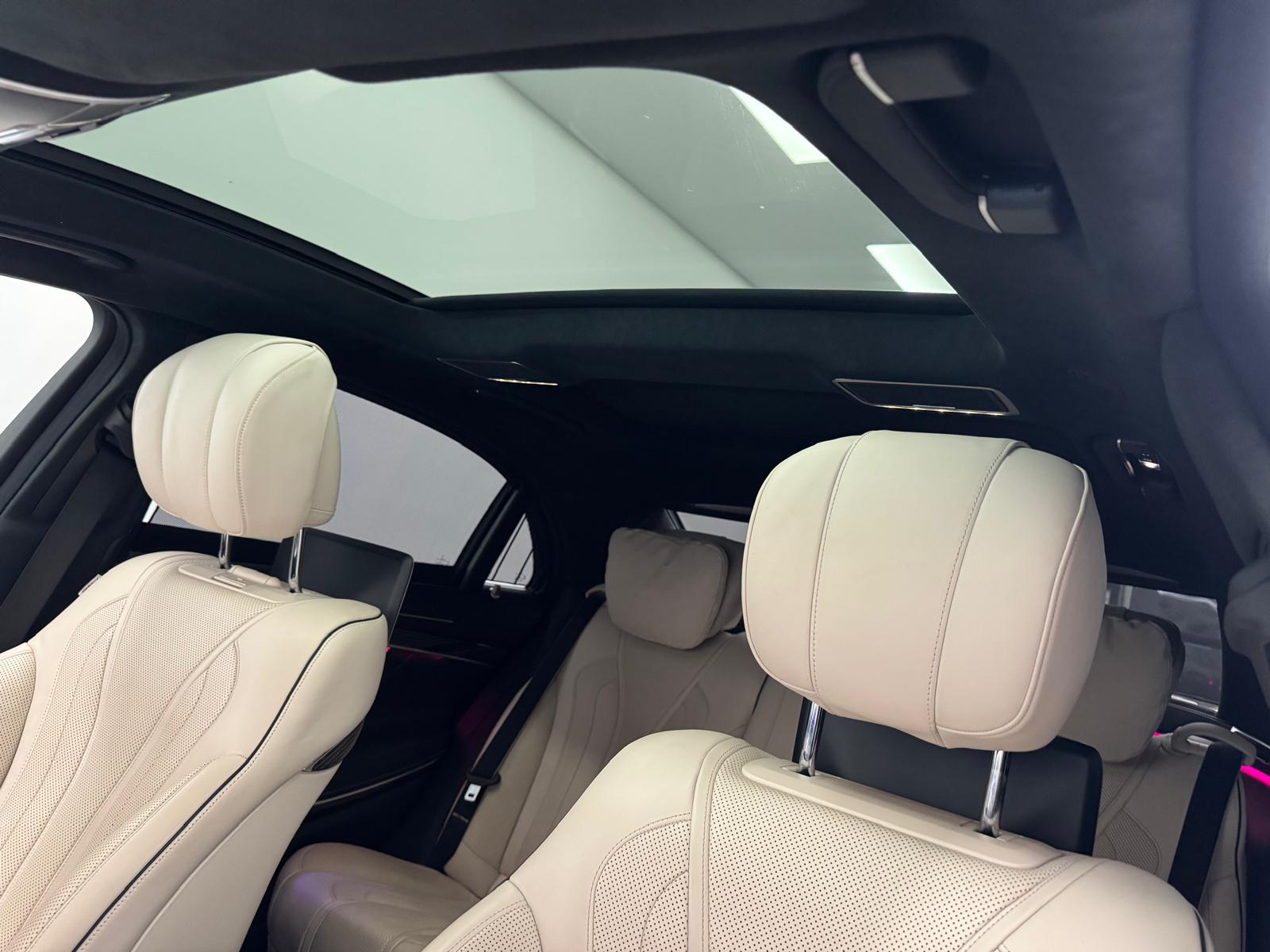 MERCEDES-BENZ V8 AMG Line 4matic lang-image-15