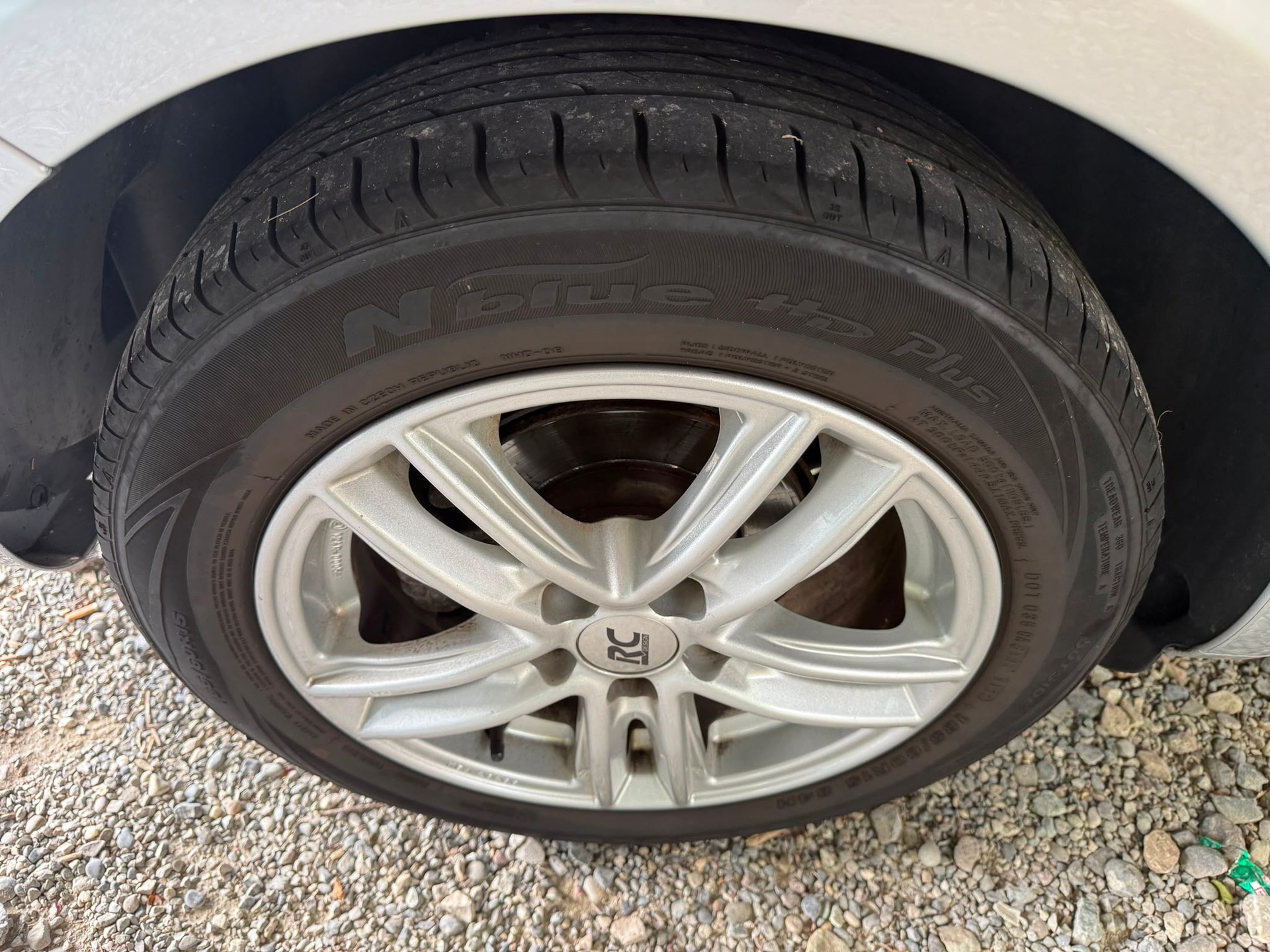 SKODA Fabia 1.2 TSI Fresh-image-10