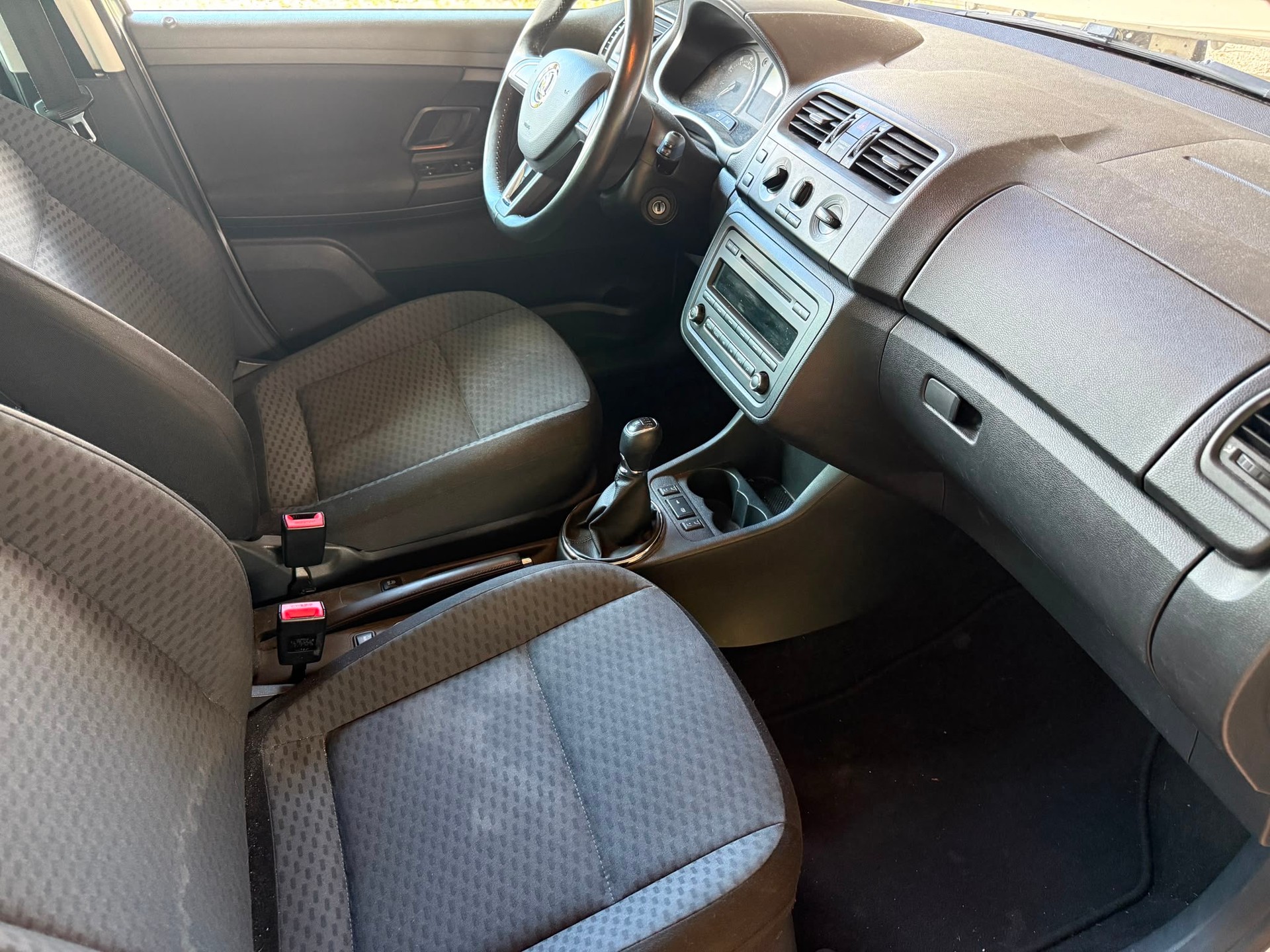 SKODA Fabia 1.2 TSI Fresh-image-12