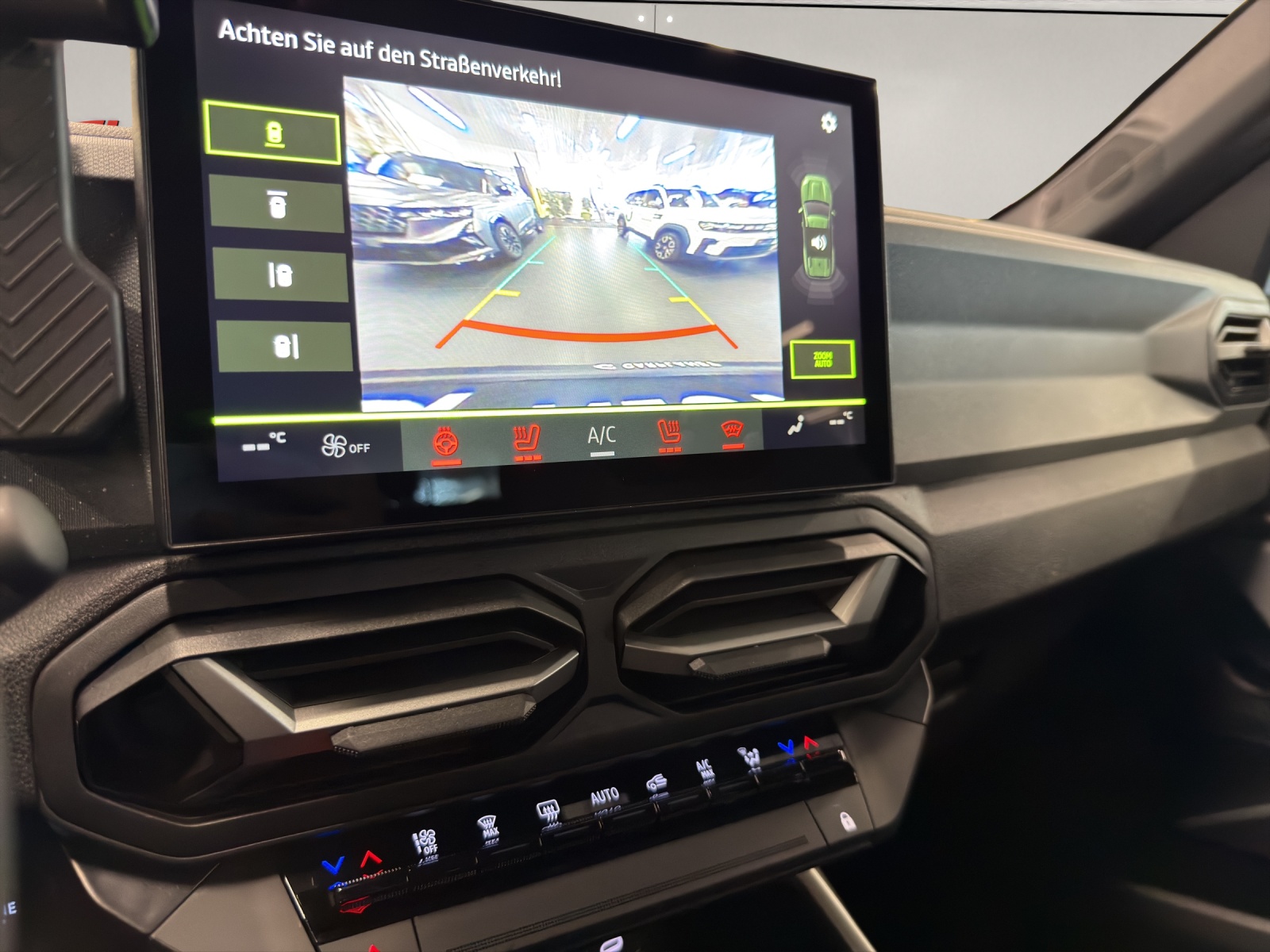 DACIA Bigster 1.2 Hybrid Journey 4WD-image-9