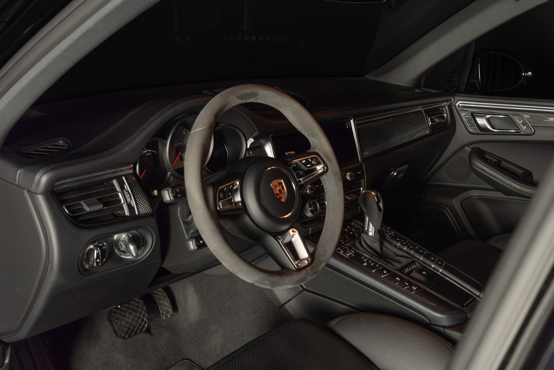 PORSCHE Macan S PDK-image-10