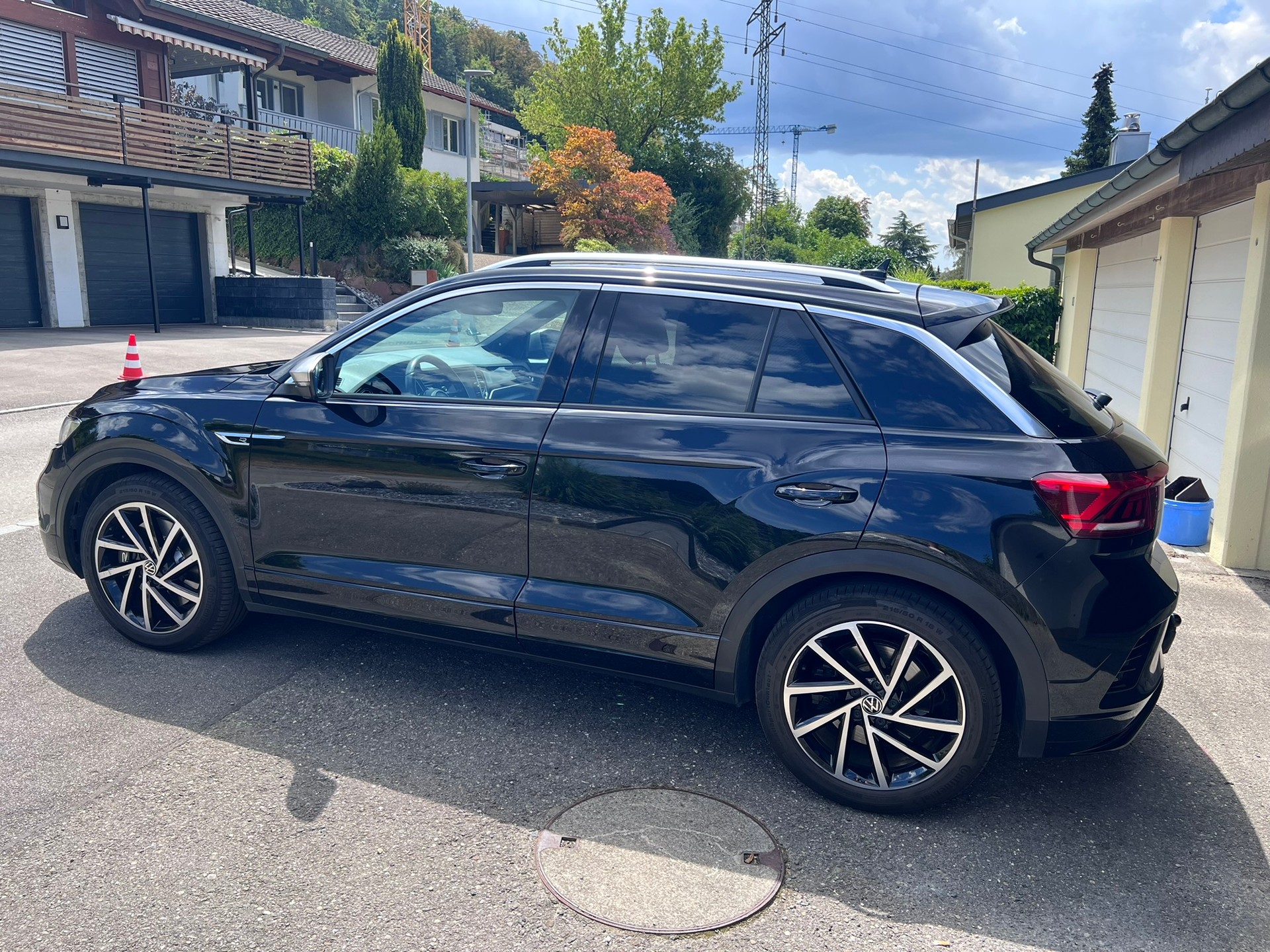 VW 2.0 TSI R DSG 4motion-image-2