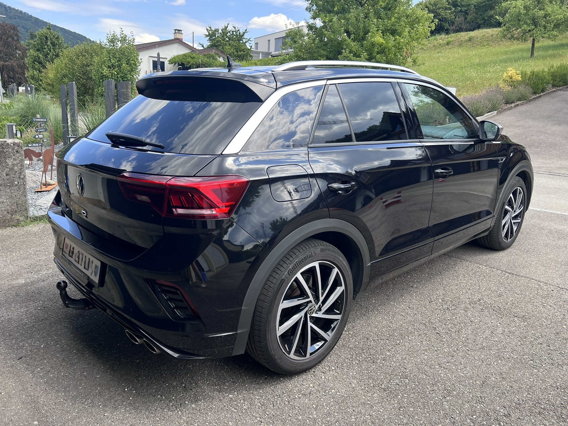 VW 2.0 TSI R DSG 4motion-image-1