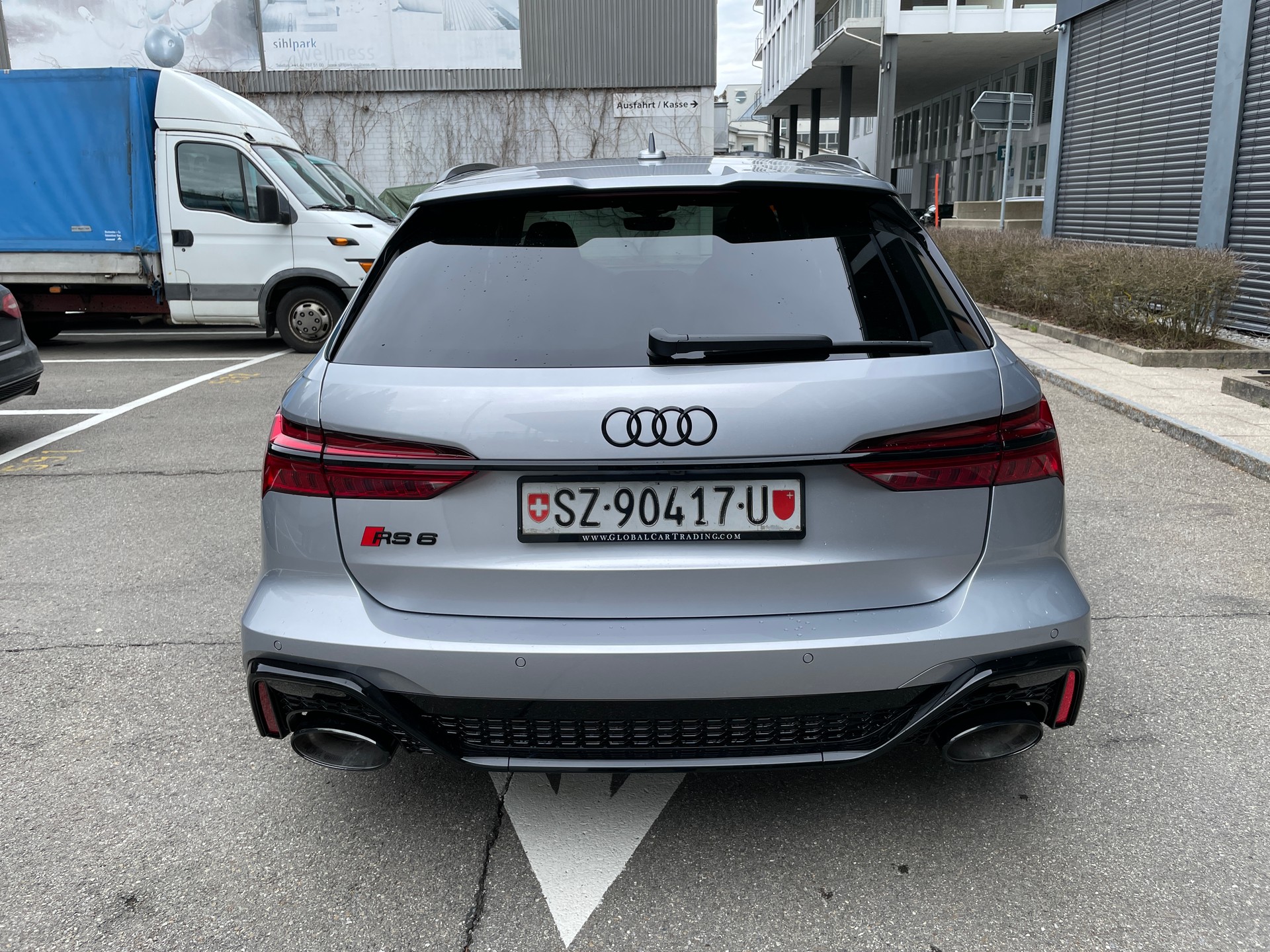 AUDI RS6 Avant 4.0 TFSI V8 quattro (Neuzustand!)-image-3