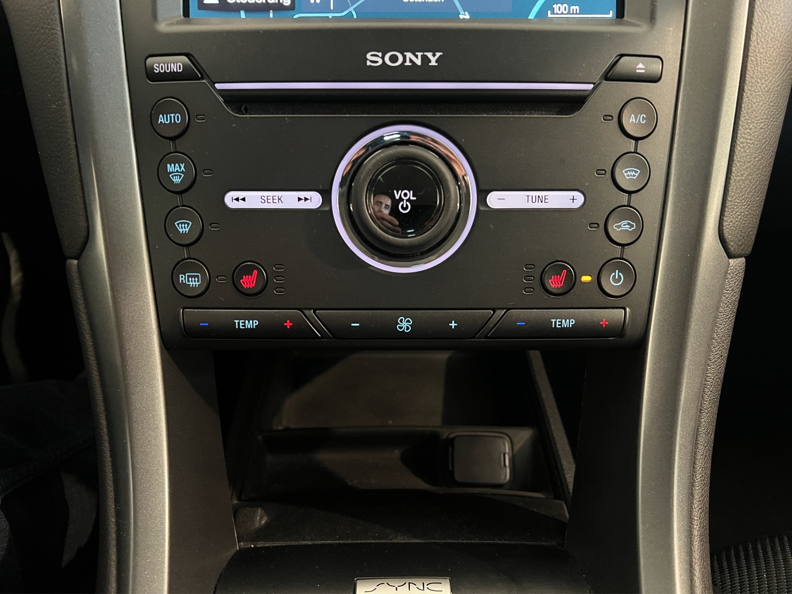 FORD Mondeo 2.0 TDCi Business Plus PowerShift-image-12