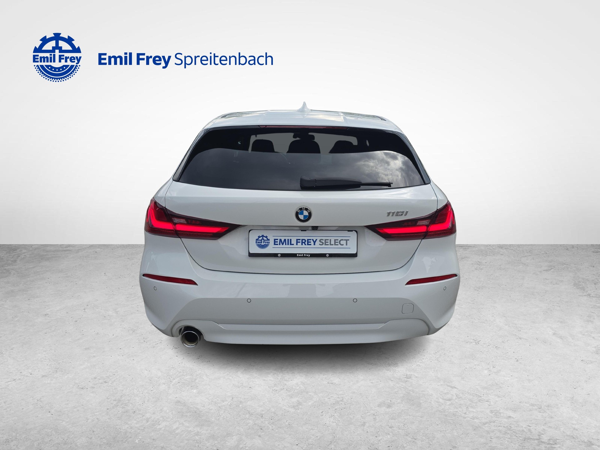 BMW 118i-image-3
