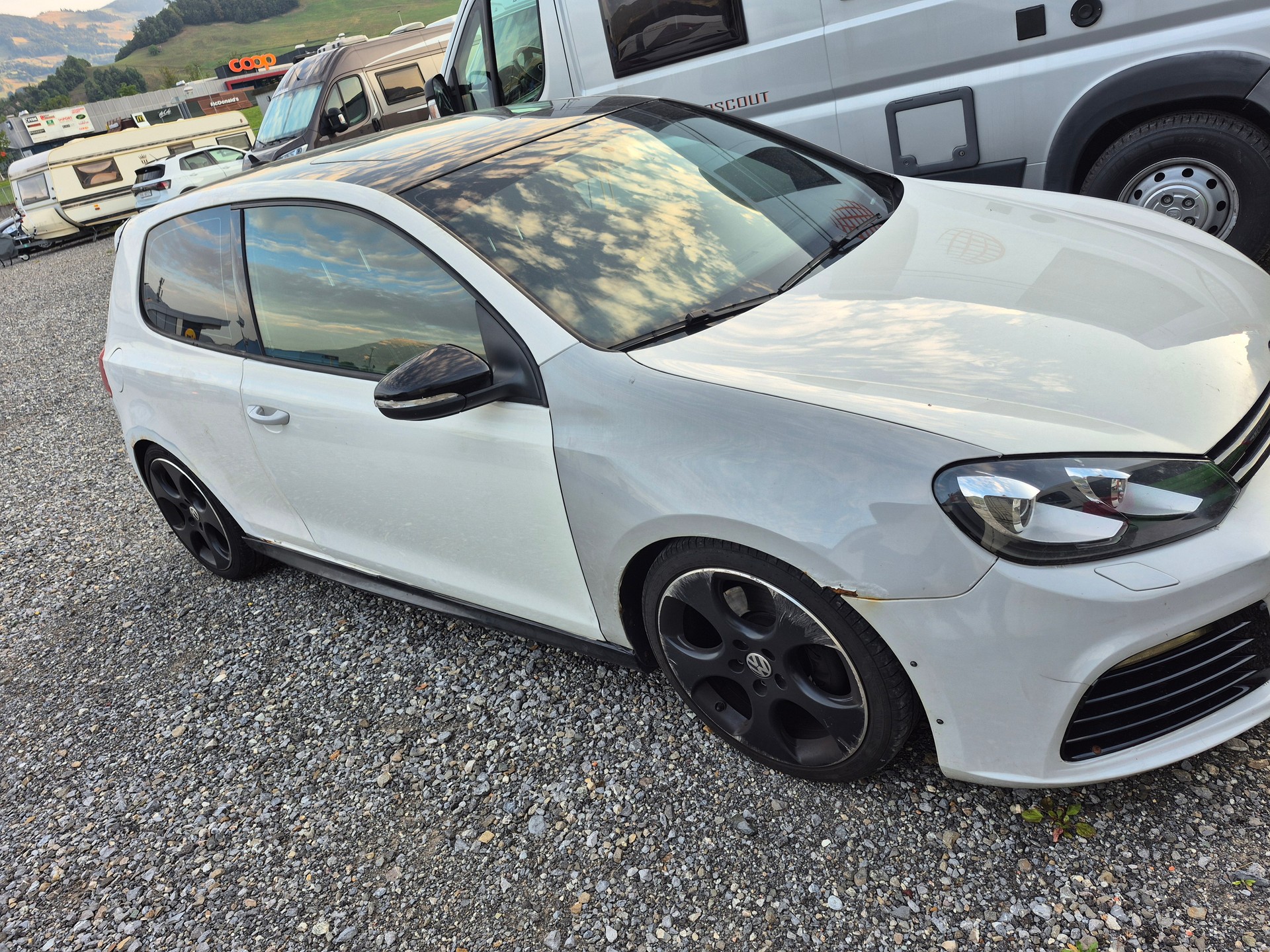 VW Gti-image-3