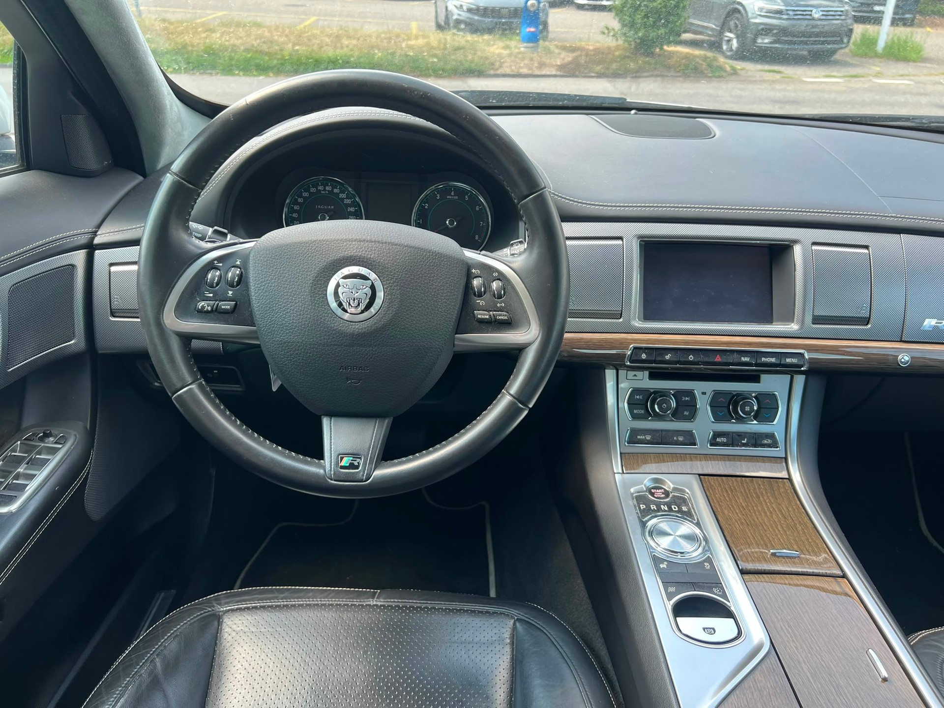 JAGUAR XF 5.0 V8 S/C XFR-image-4