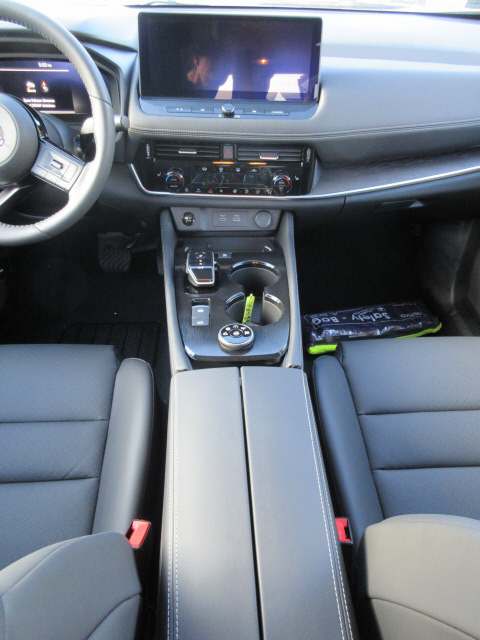 NISSAN X-Trail 1.5 VC-T Tekna e-4orce 7P-image-10