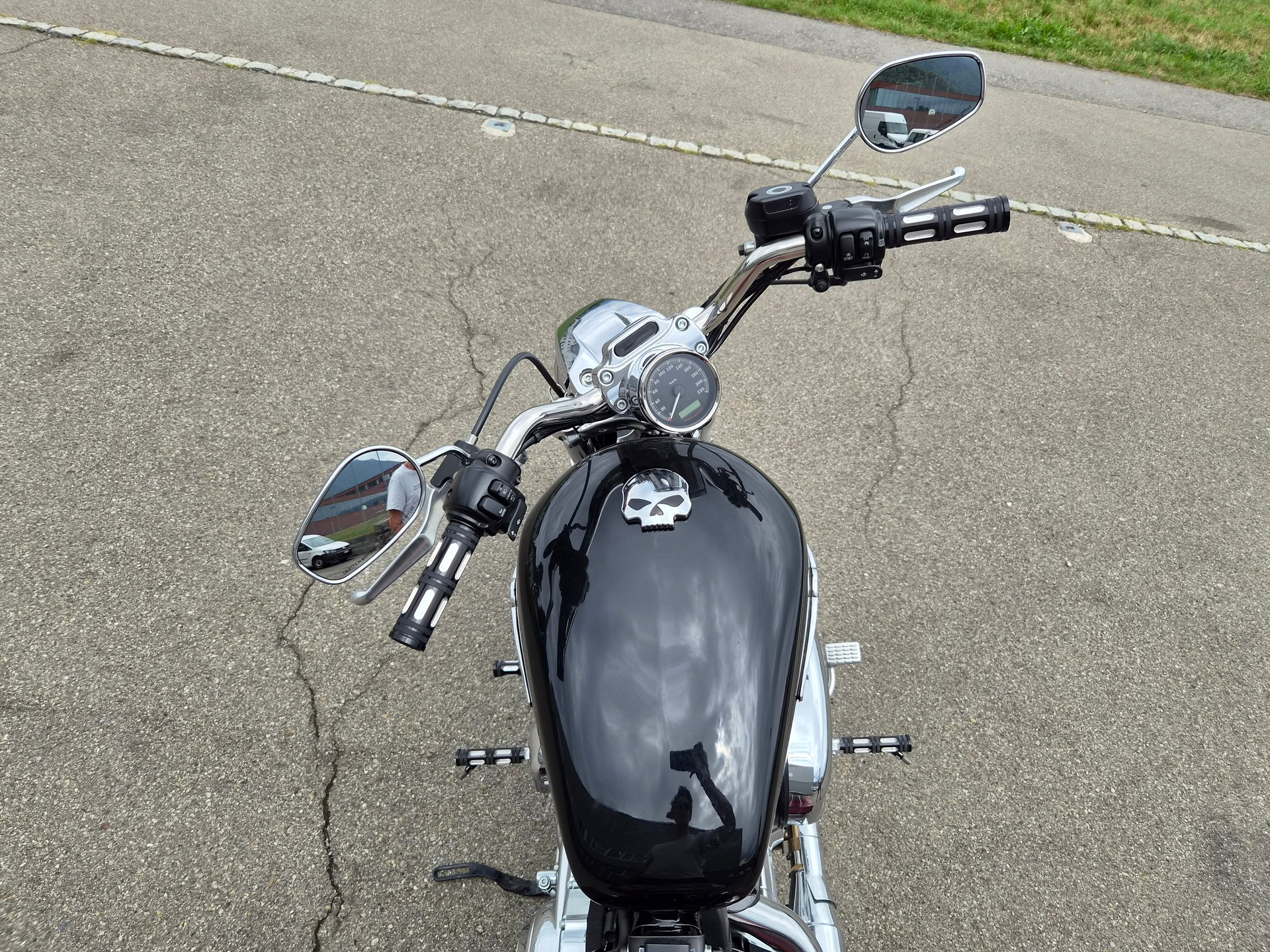 HARLEY-DAVIDSON XL 1200 C Sportster Custom-image-2