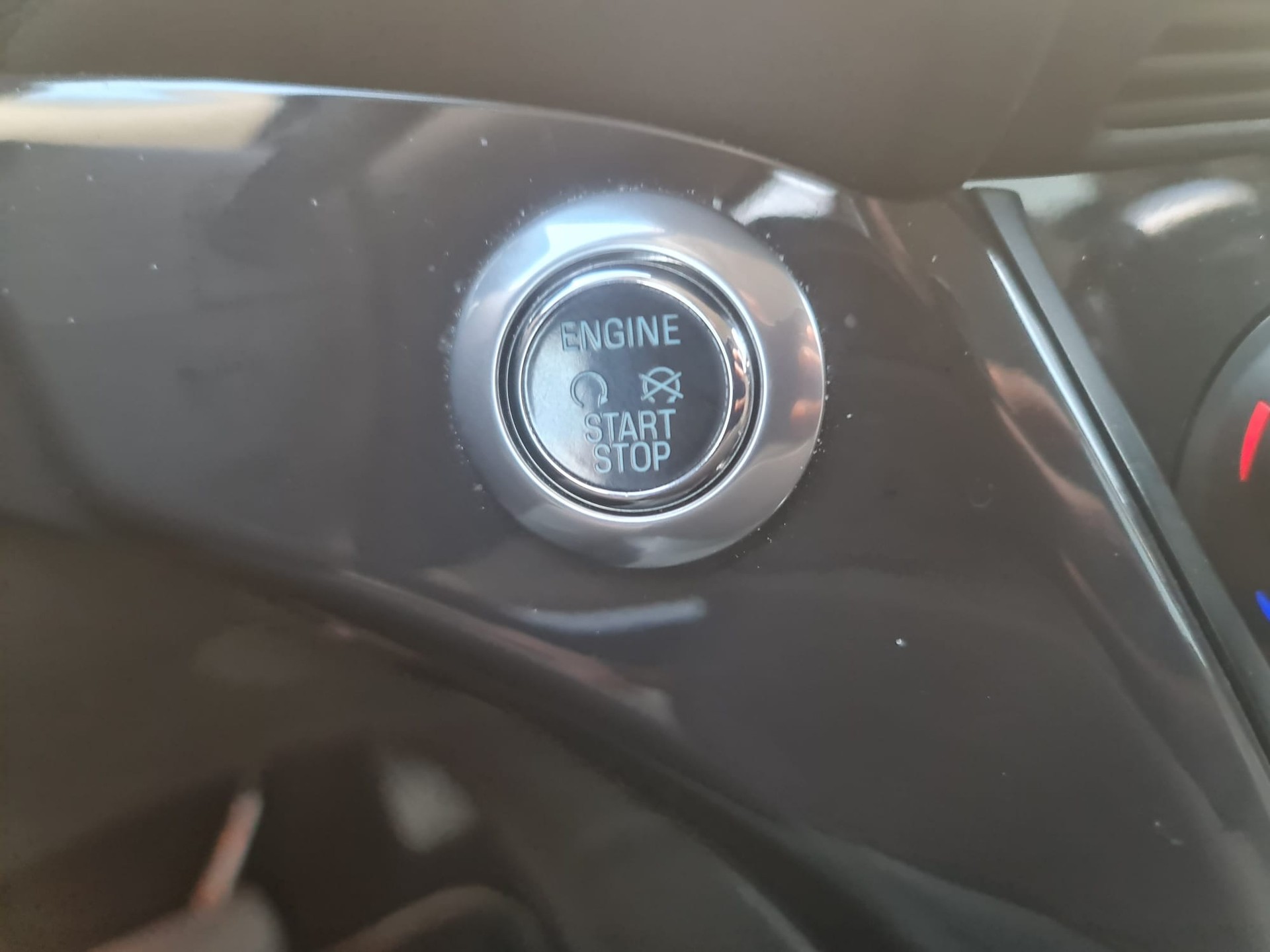 FORD Kuga 1.6 SCTi Titanium S 4WD Automatic-image-11