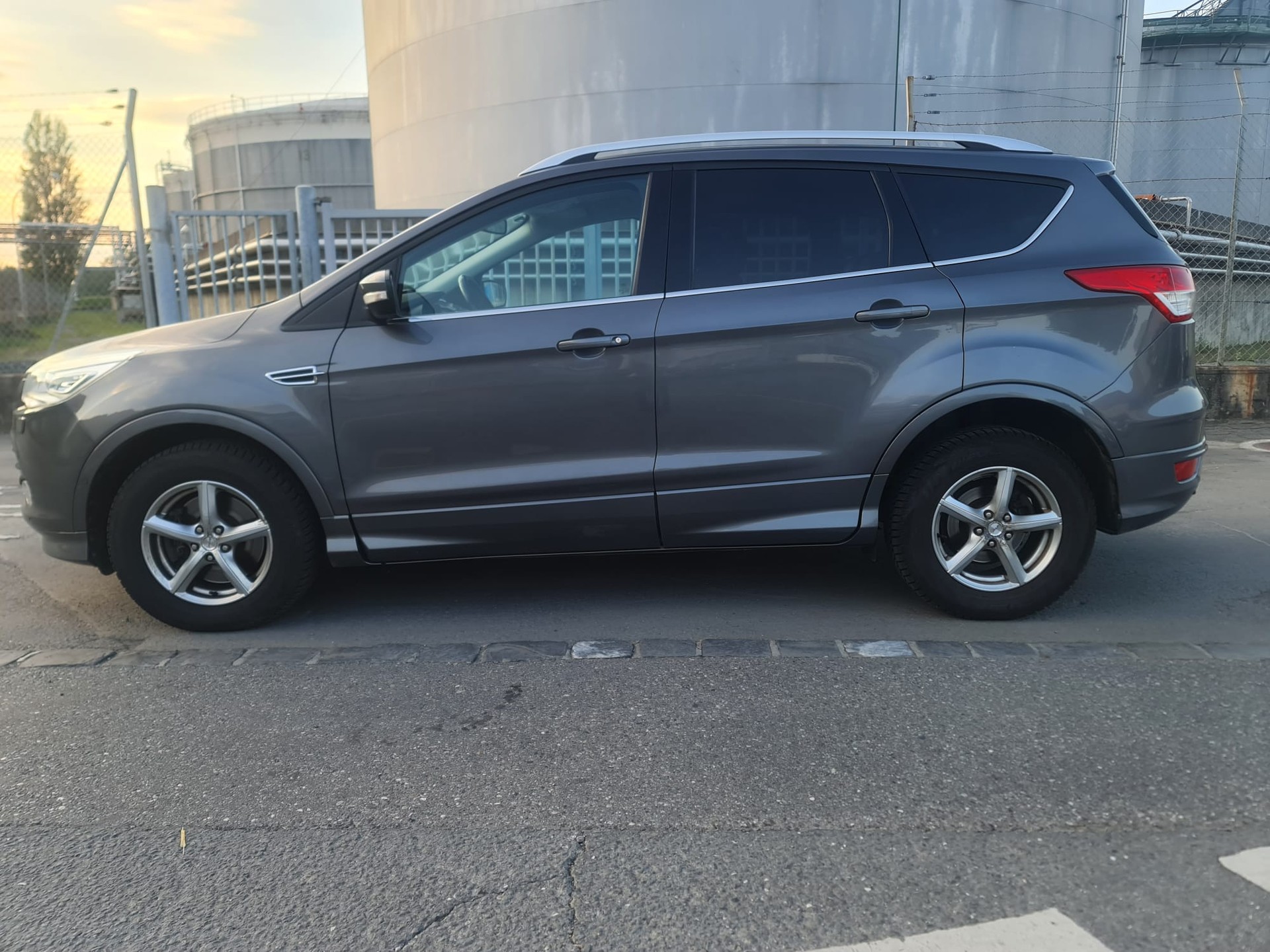 FORD Kuga 1.6 SCTi Titanium S 4WD Automatic-image-6