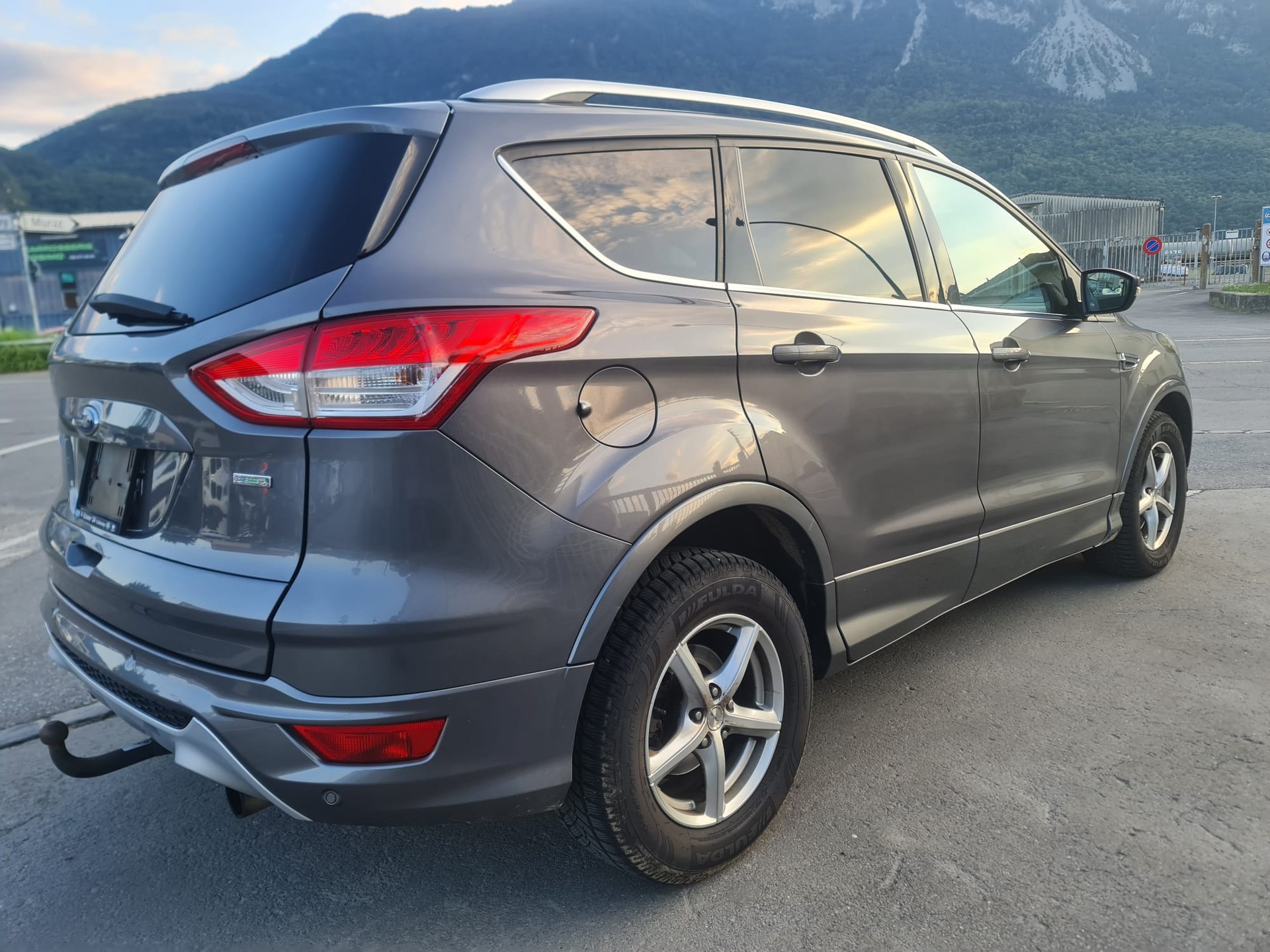 FORD Kuga 1.6 SCTi Titanium S 4WD Automatic-image-4