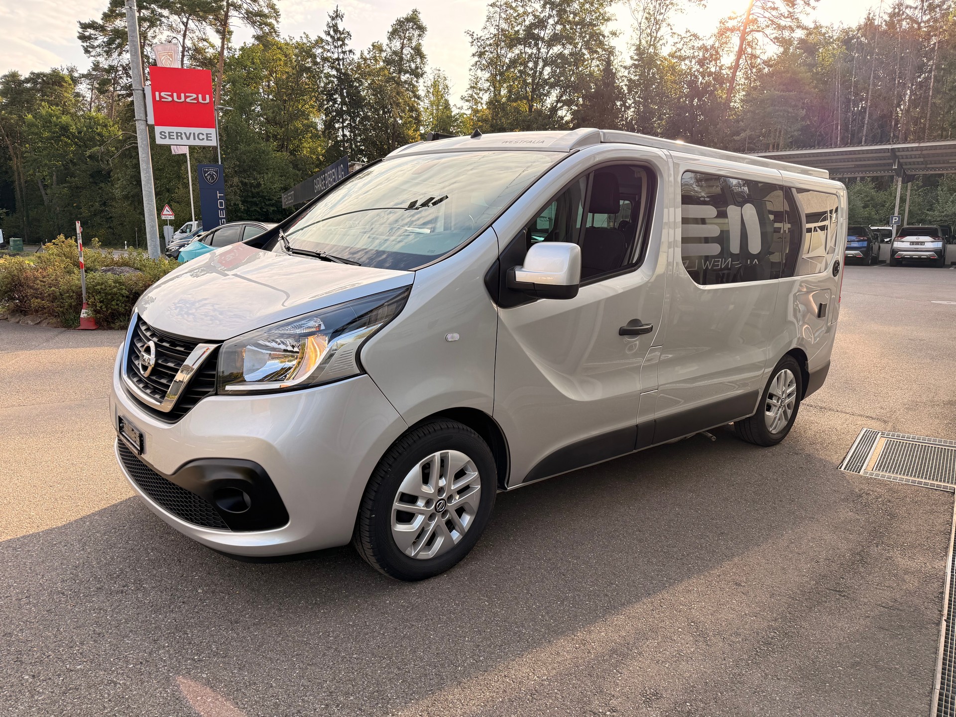 NISSAN Michelangelo dCi 170 2.9 L1H1 DCT-image-3