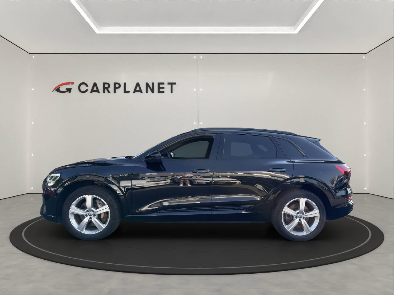 AUDI e-tron 50 Advanced quattro-image-1