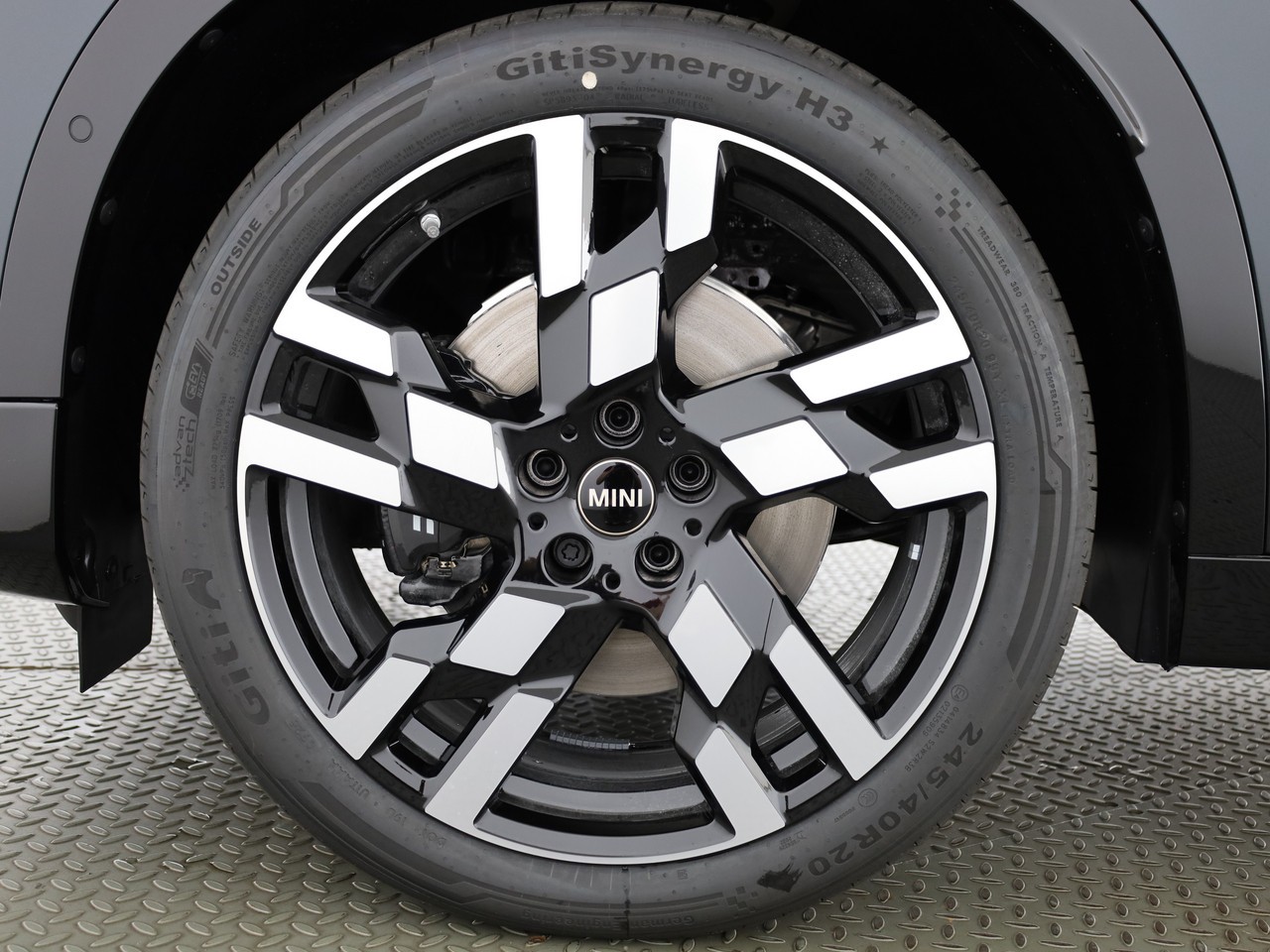 MINI Countryman SE ALL 4-image-24