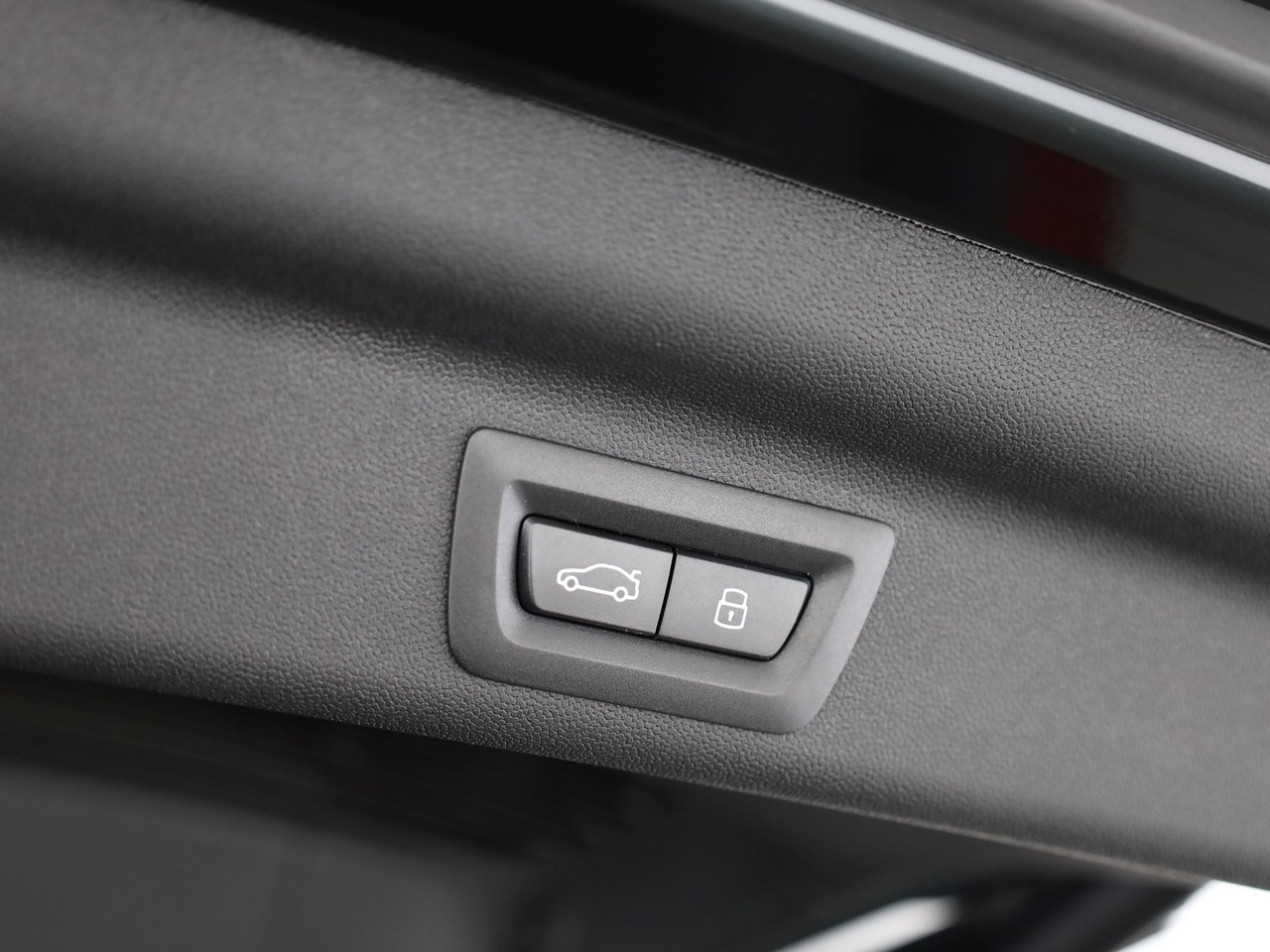 MINI Countryman SE ALL 4-image-8